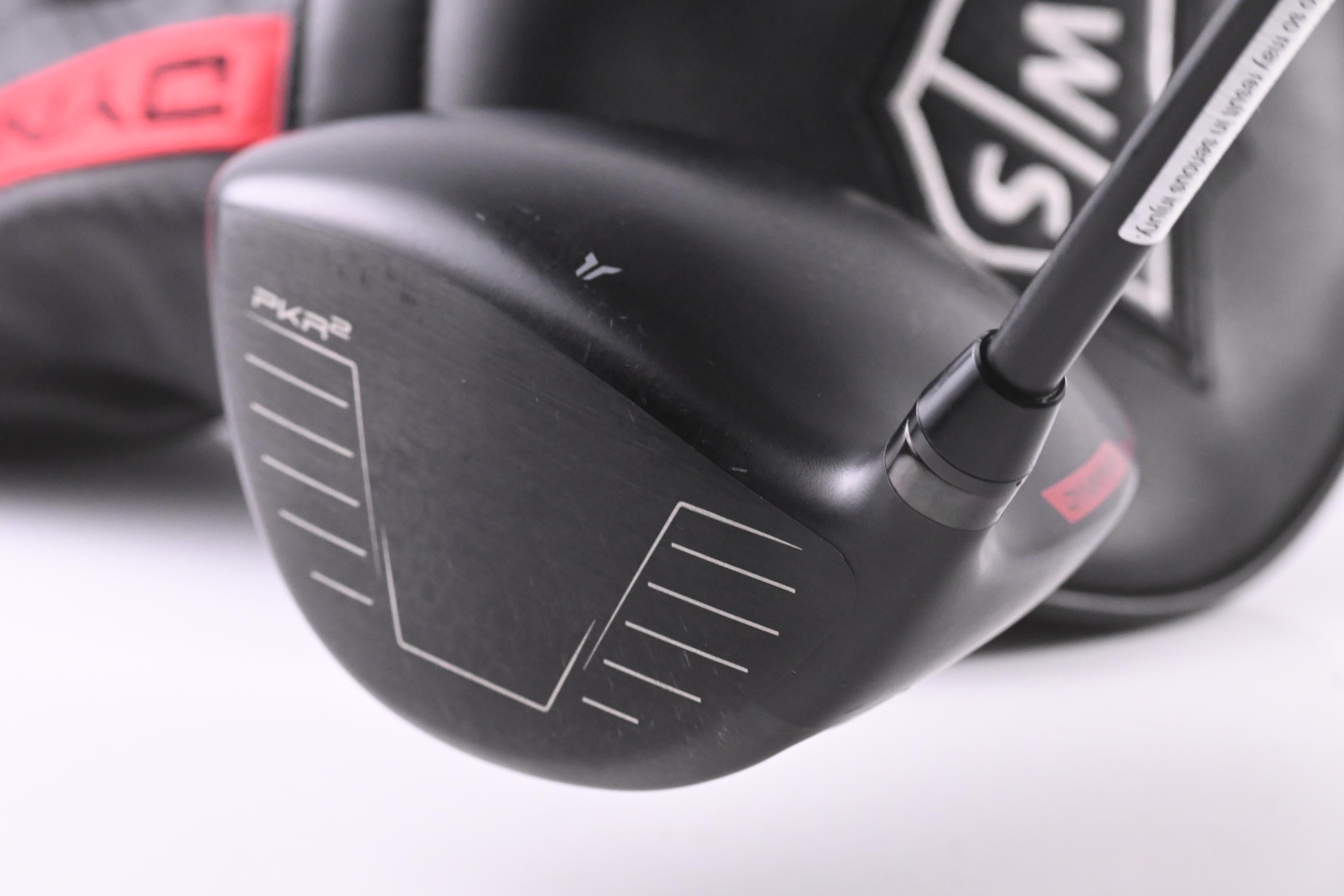 Wilson Dynapower Titanium 2023 Driver / 10.5 Degree / Senior Flex UST Helium