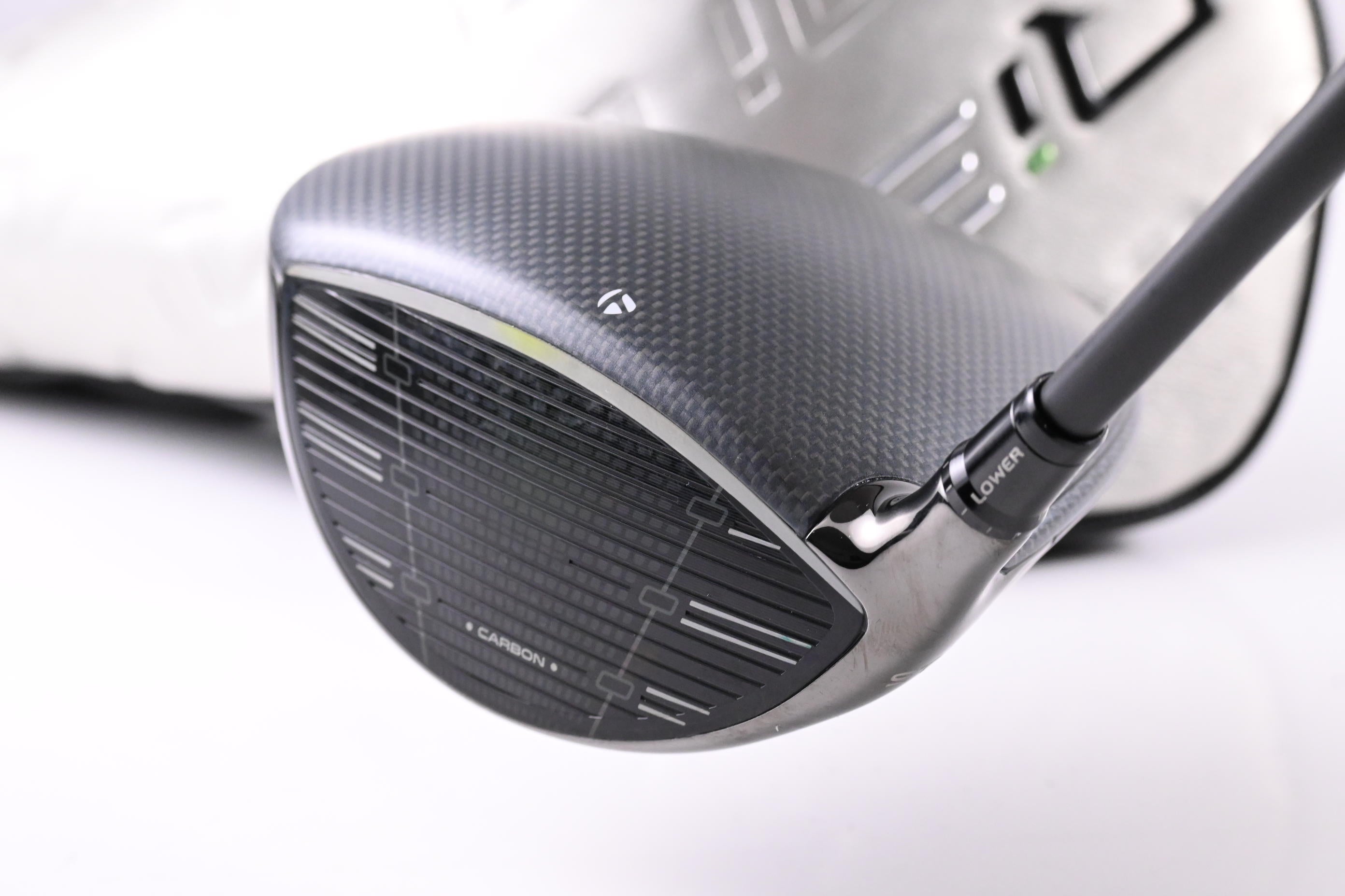 Taylormade Qi35 Driver / 10.5 Degree / Regular Flex Fujikura Ventus Blue 5 Shaft