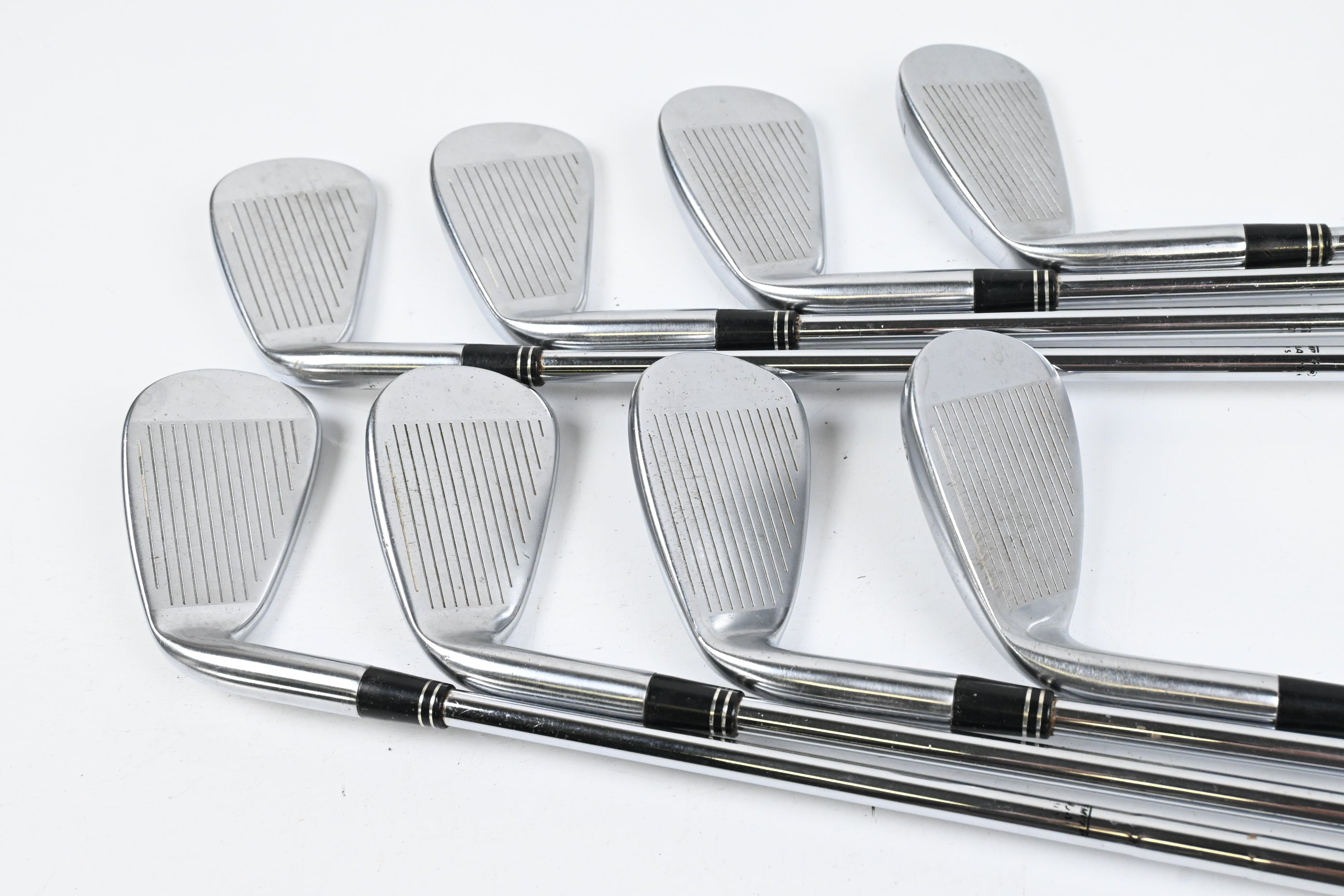 Taylormade Tour Burner Irons / 4-PW+SW / Regular Flex Burner 105 Shafts