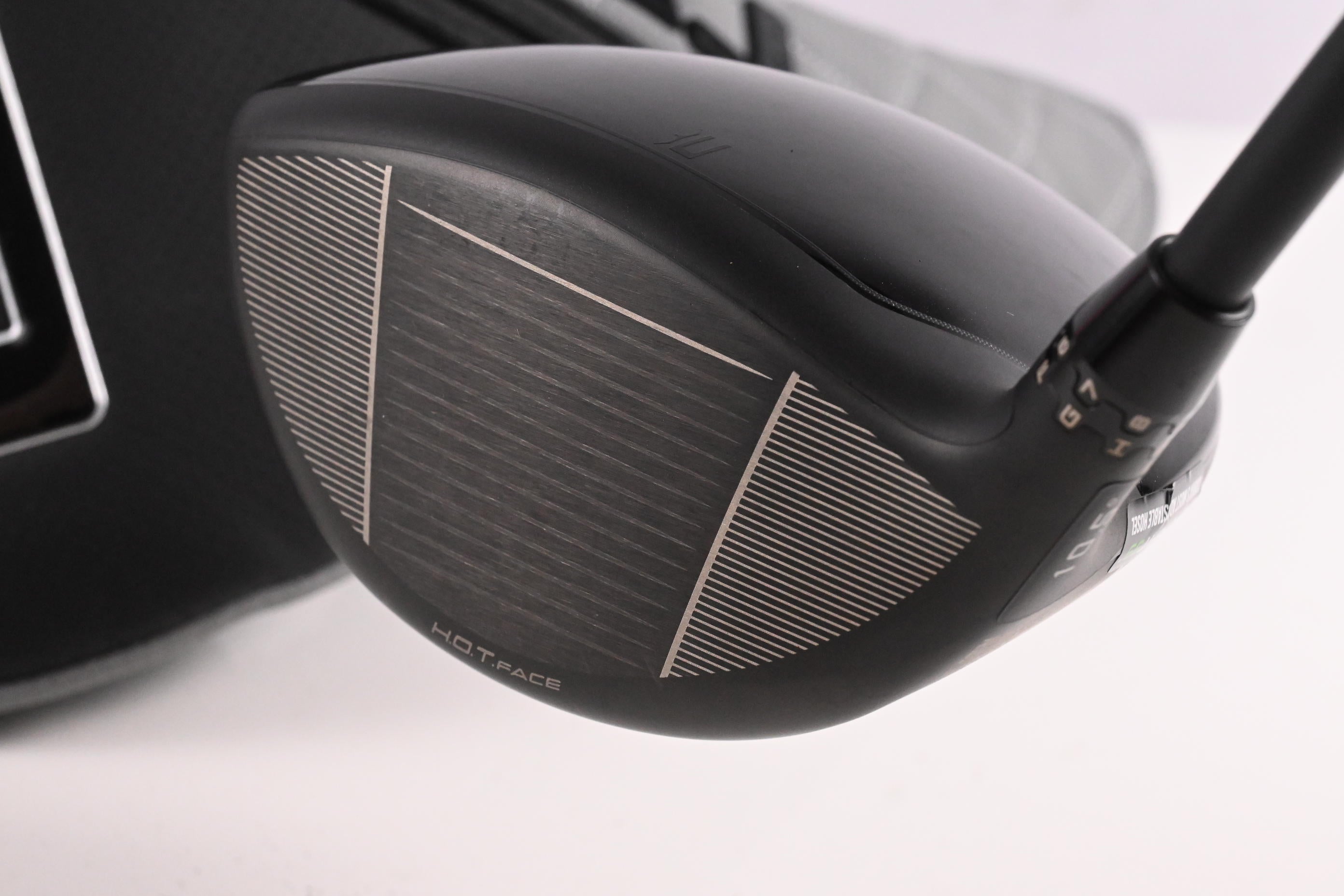 Cobra OPTM MAX-D Driver / 10.5 Degree / Stiff Flex Kai'li Blue Dark Wave 60