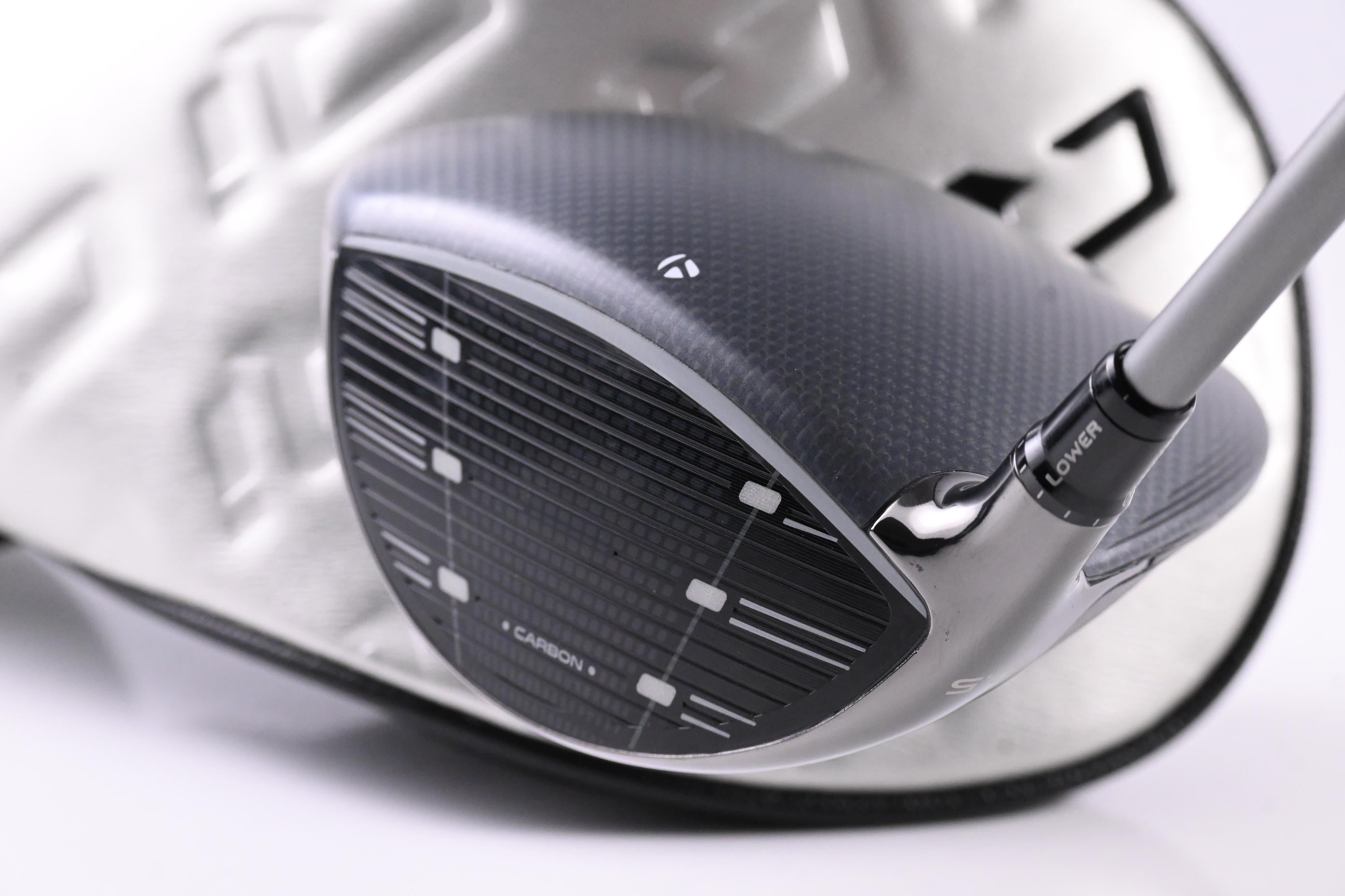 Taylormade Qi35 Driver / 10.5 Degree / Regular Flex Fujikura Air Speeder 50