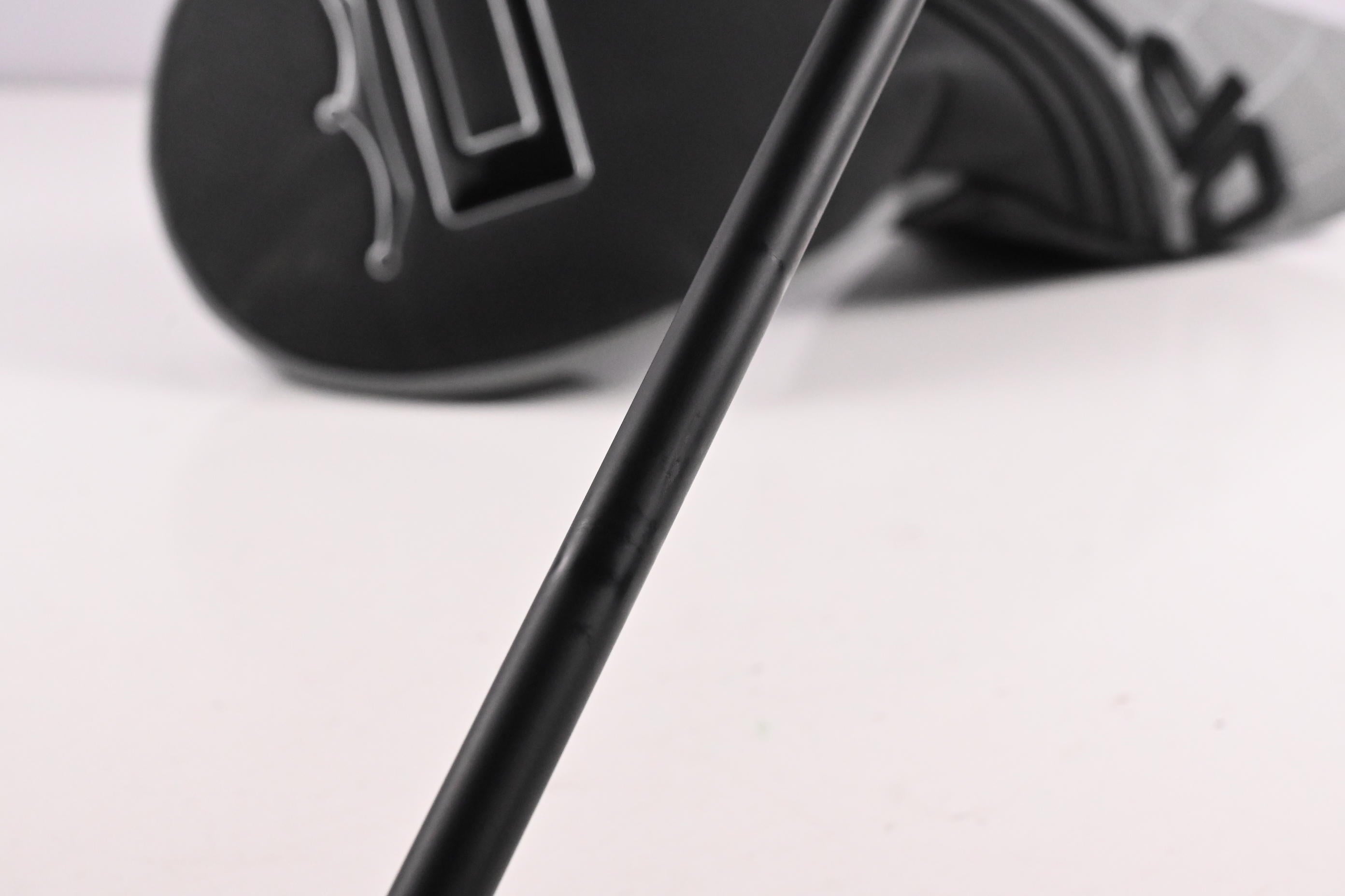 Cobra OPTM MAX-D Driver / 10.5 Degree / Stiff Flex Kai'li Blue Dark Wave 60