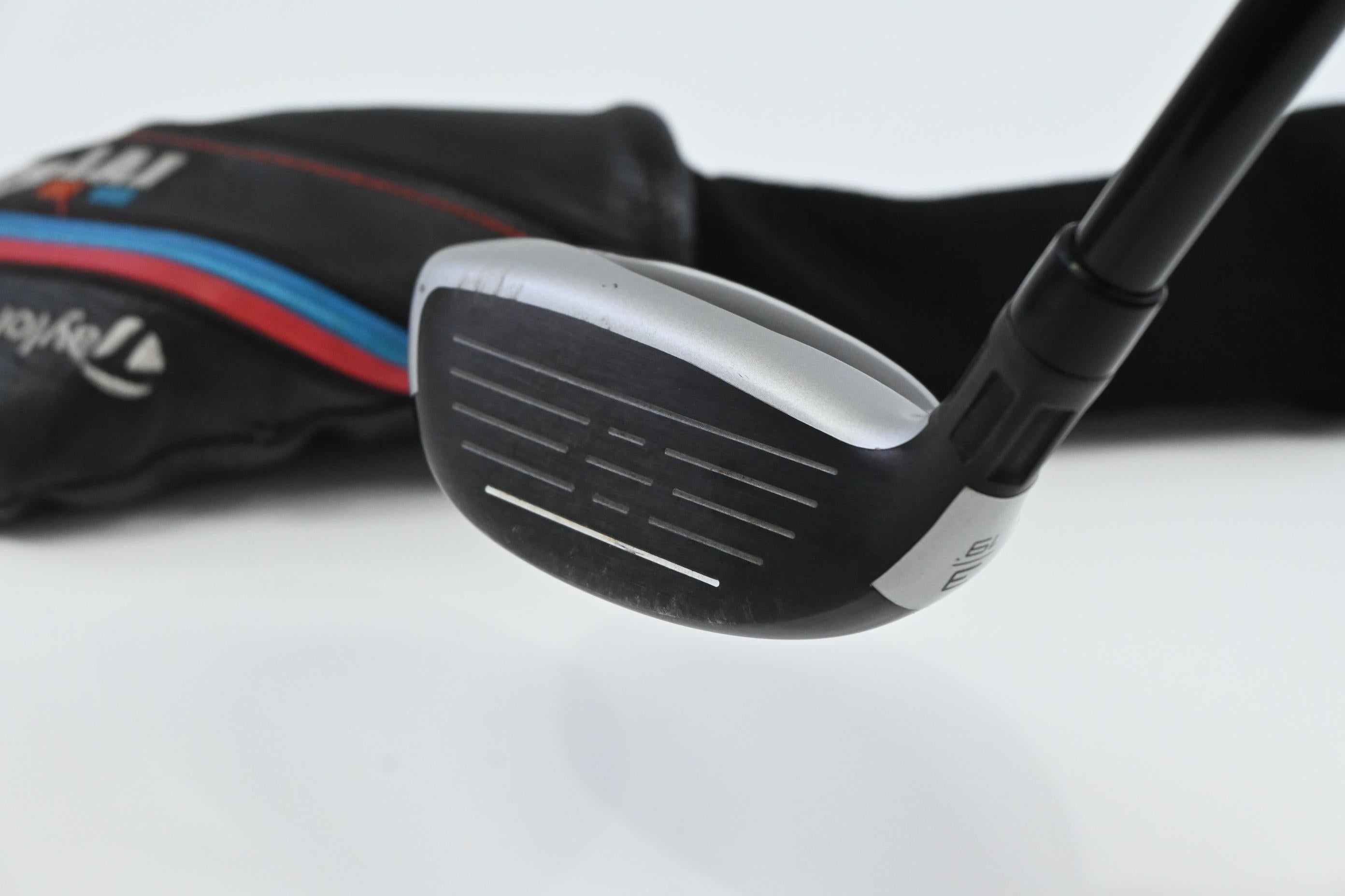 Taylormade M4 #3 Hybrid / 19 Degree / Stiff Flex Fujikura Atmos Red 7 Shaft
