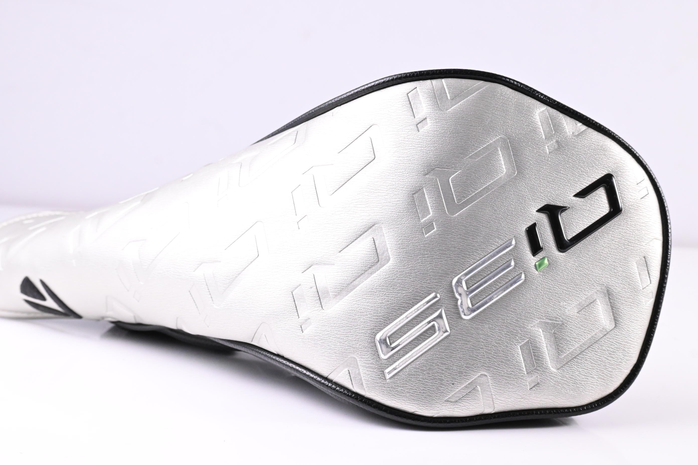 Taylormade Qi35 Driver / 10.5 Degree / Regular Flex Fujikura Ventus Blue 5 Shaft
