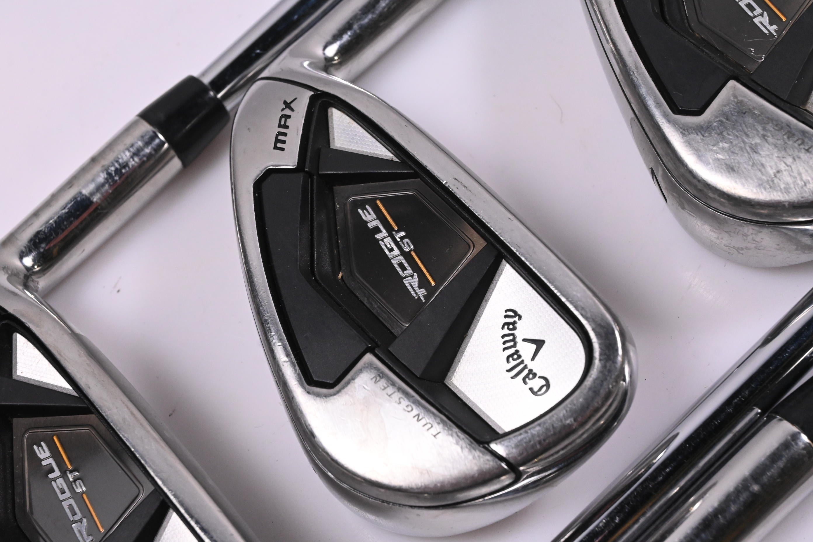 Callaway Rogue ST Max Irons / 5-PW / Regular Flex Elevate MPH 85 Shafts