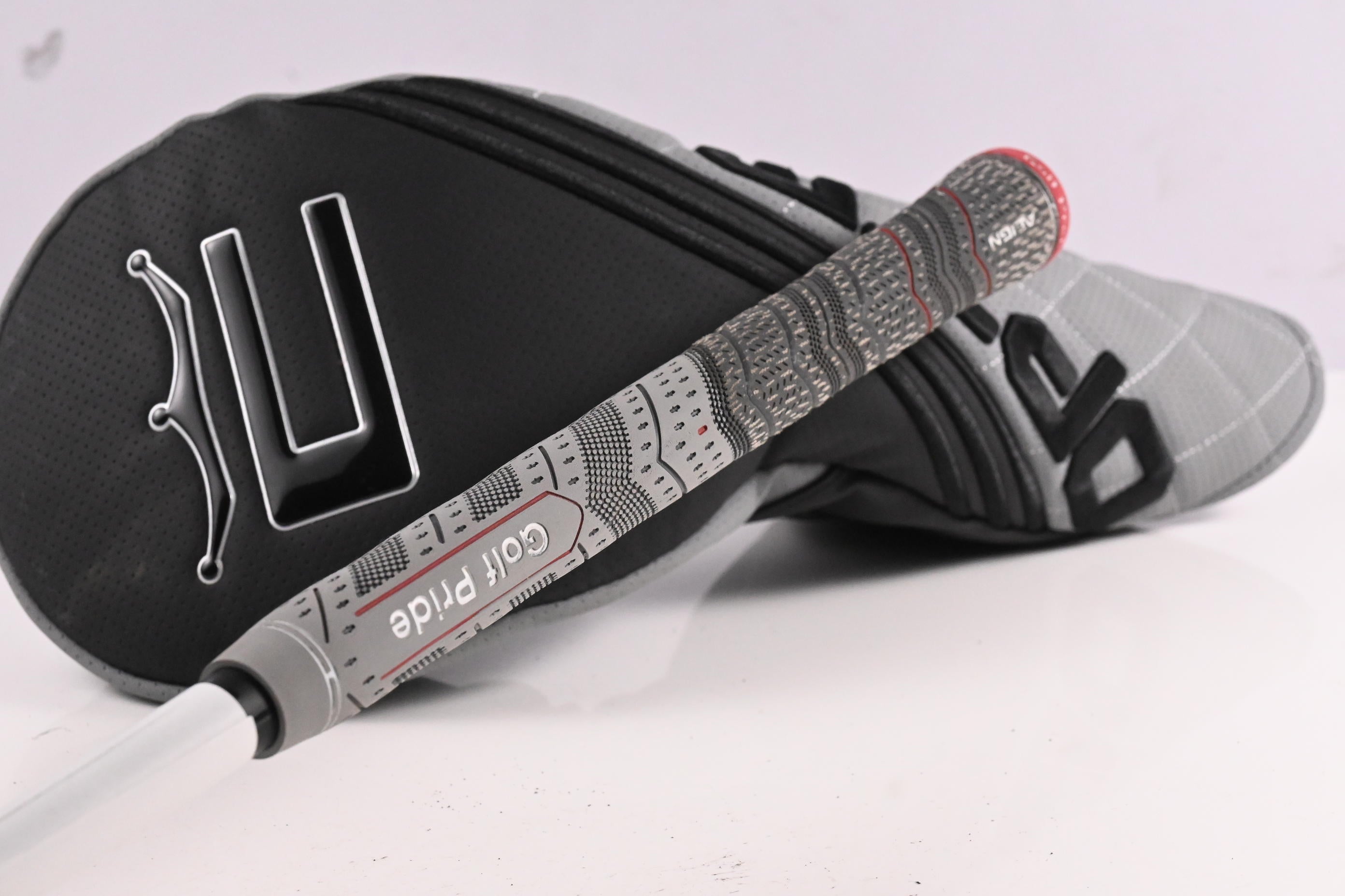 Cobra OPTM MAX-D Driver / 10.5 Degree / Stiff Flex Kai'li Blue Dark Wave 60