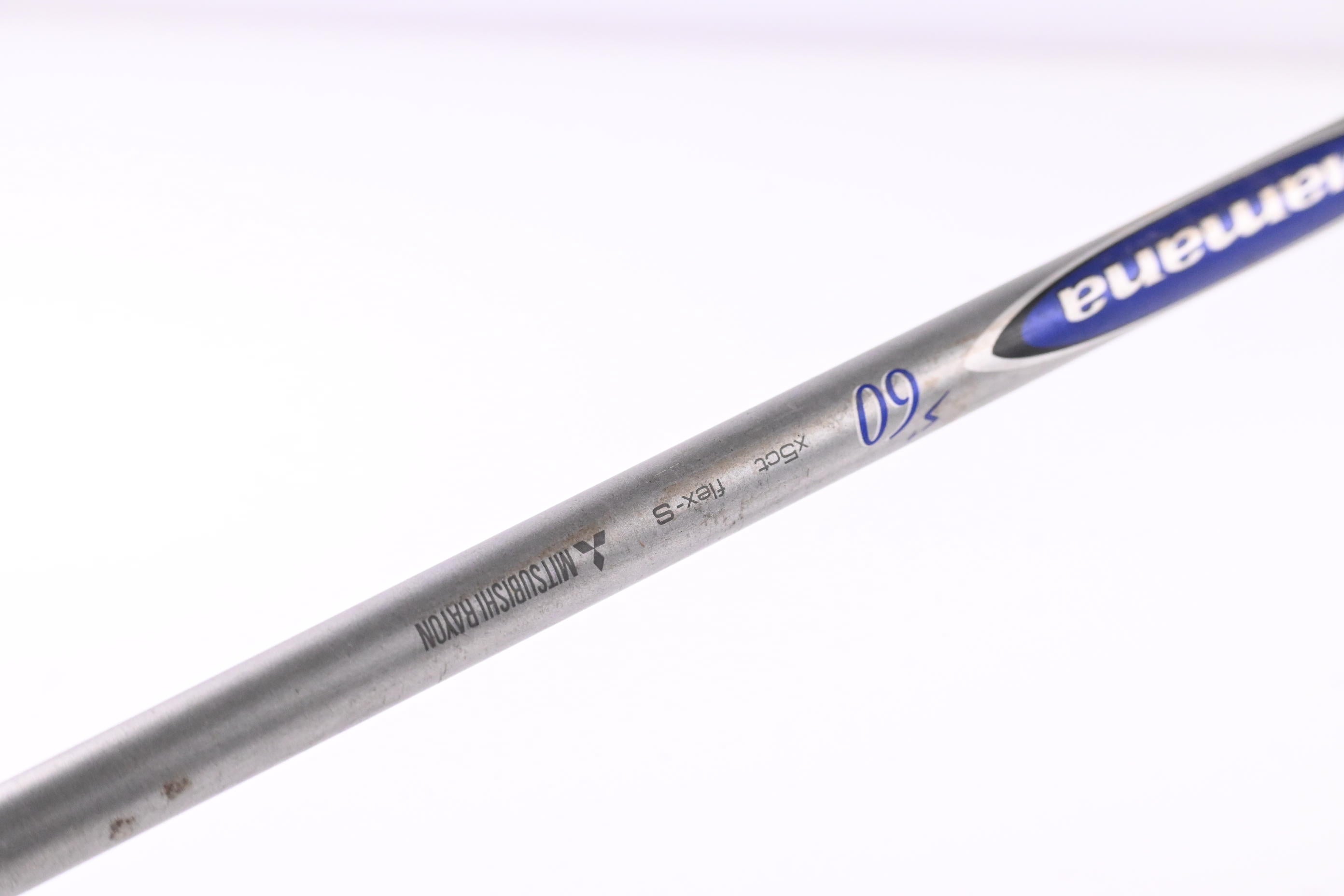 Titleist 915 D2 Driver / 8.5 Degree / Stiff Flex Diamana S+ PLUS Blue 60 Shaft