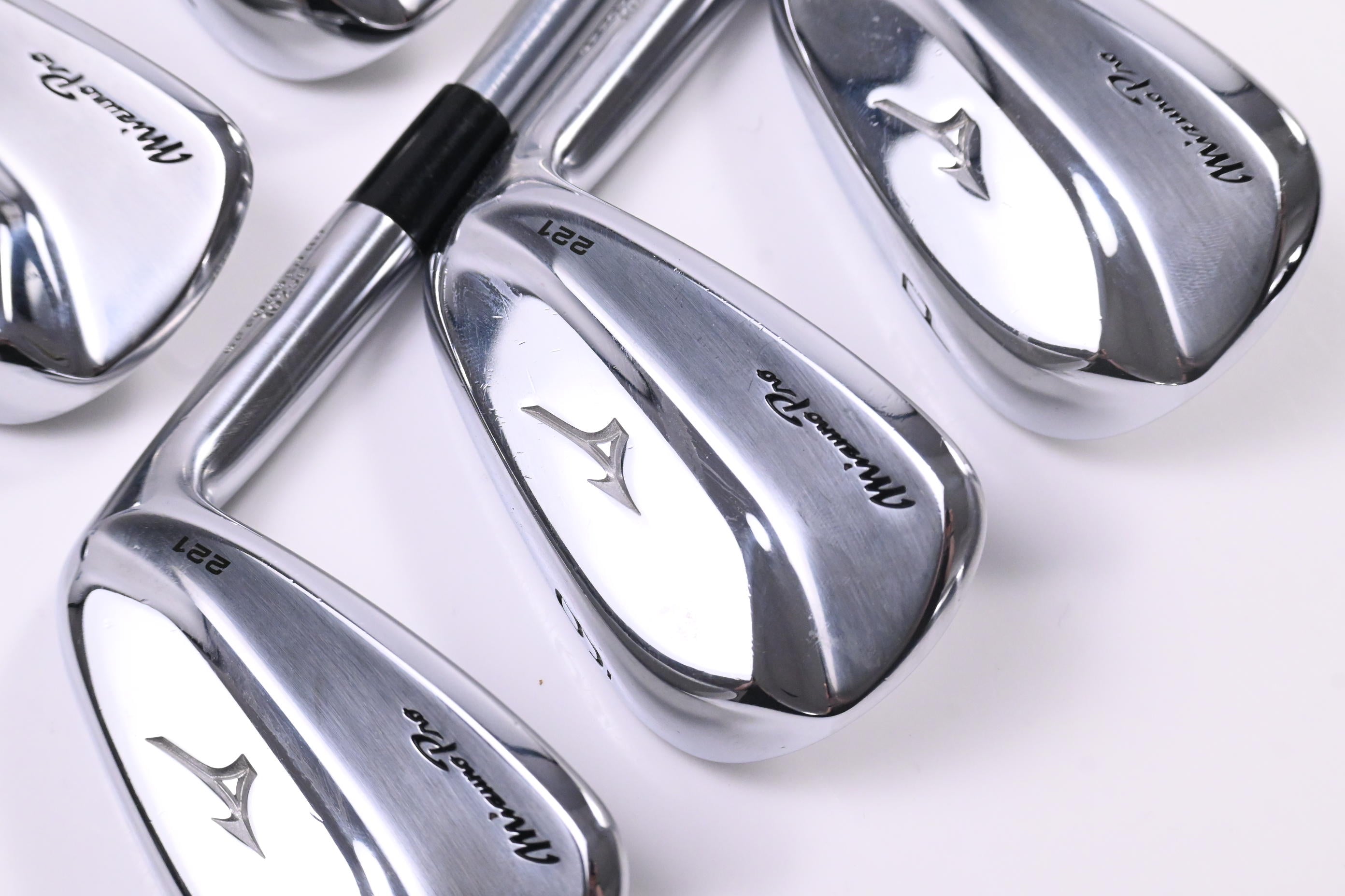 Mizuno Pro 221 Irons / 6-PW / Stiff Flex Project X LS 120 Shafts