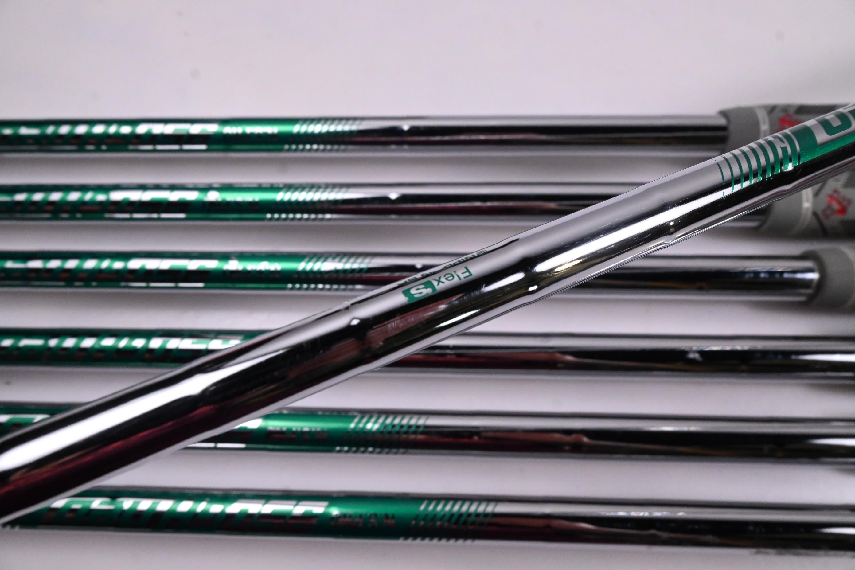 Mizuno JPX 921 Hot Metal Irons / 4-PW / Stiff Flex N.S.Pro 950 GH Neo Shafts