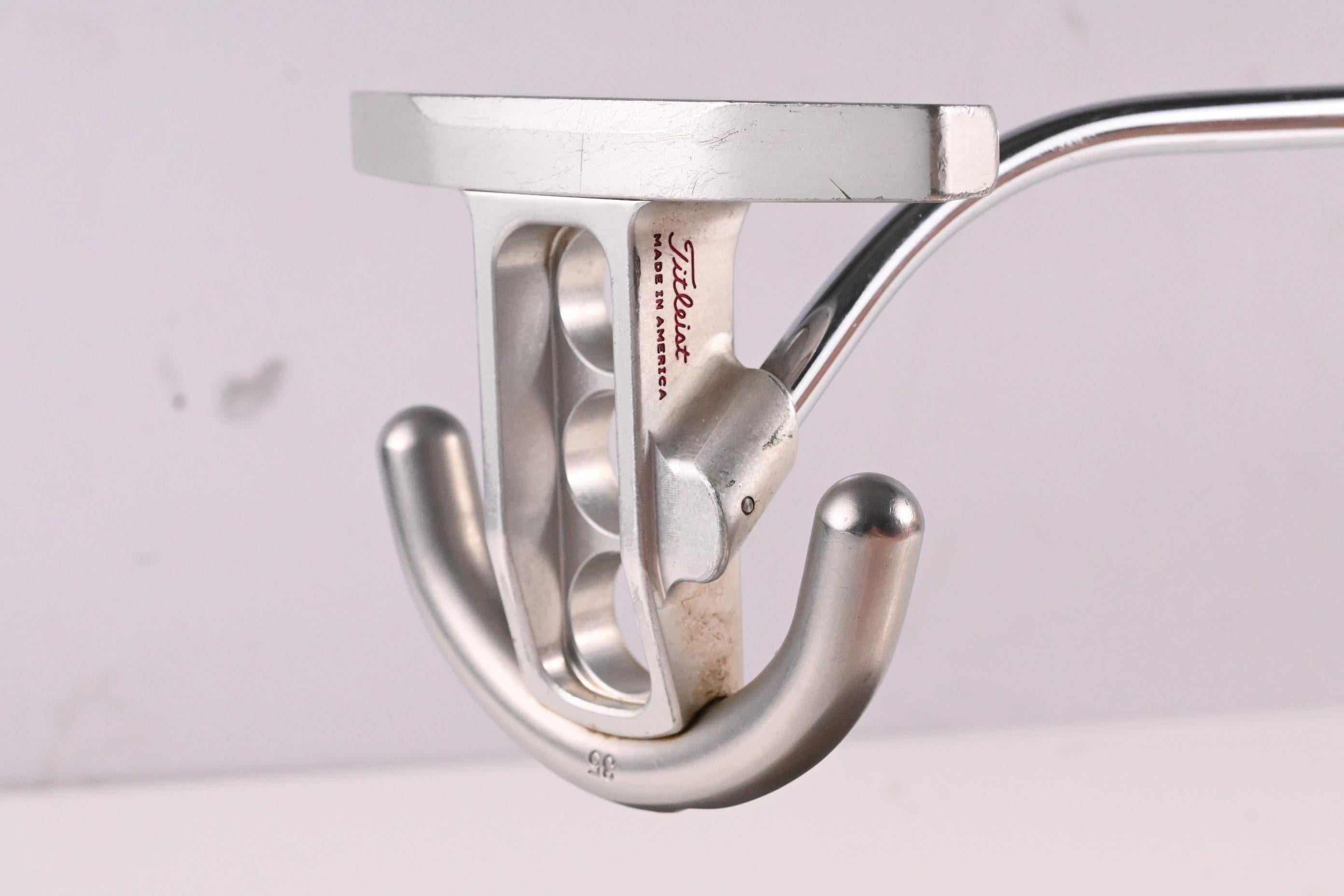 Scotty Cameron Futura Putter / 34 Inch