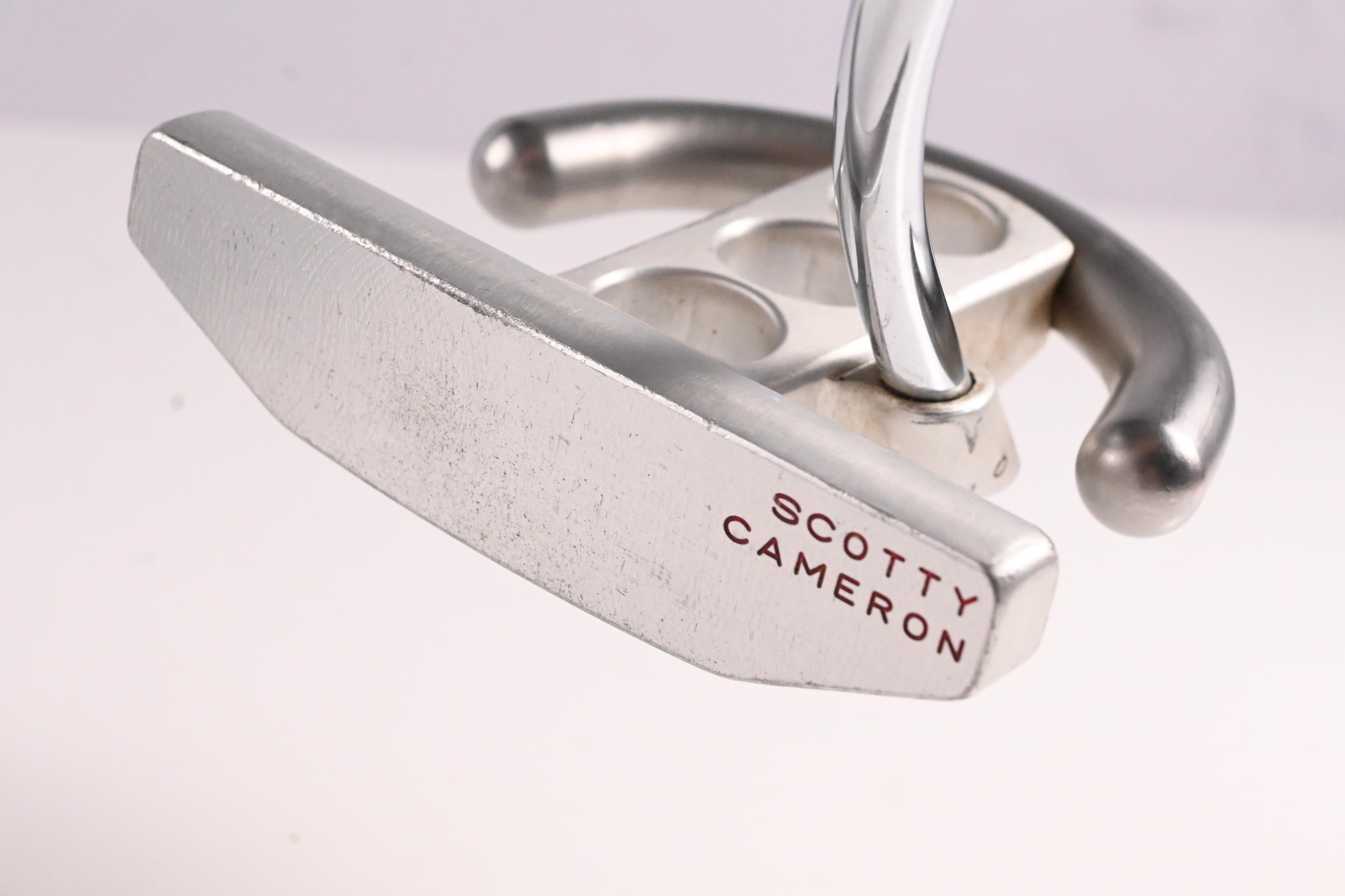 Scotty Cameron Futura Putter / 34 Inch