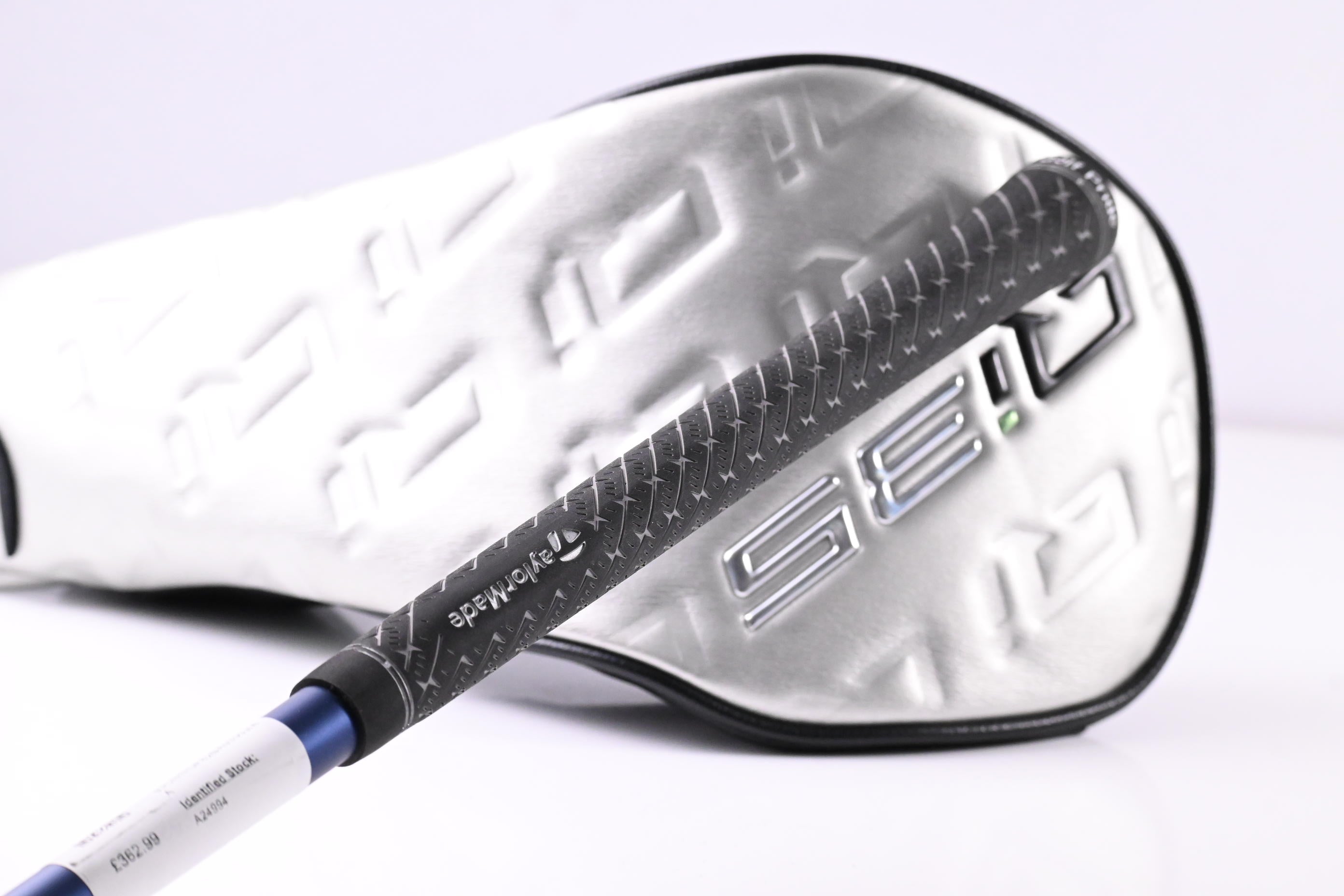 Taylormade Qi35 Driver / 10.5 Degree / Regular Flex Fujikura Ventus Blue 5 Shaft
