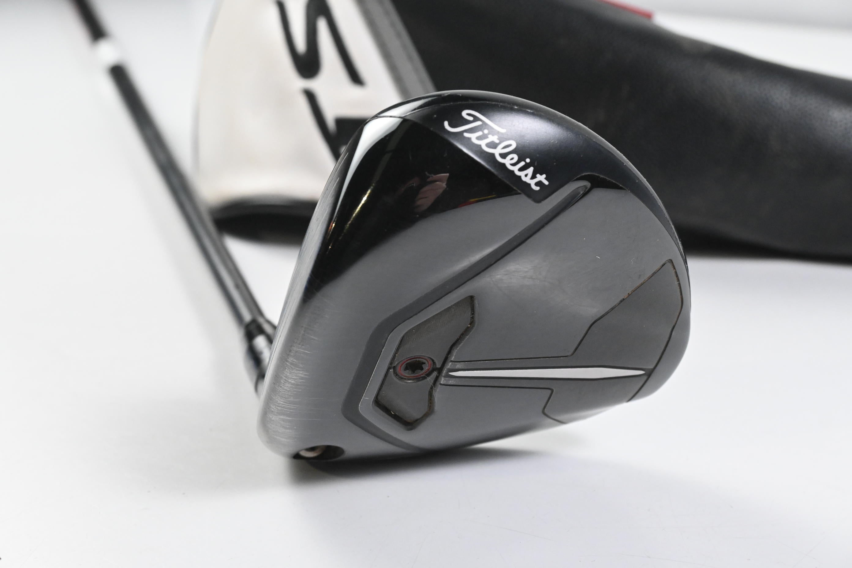 Left Hand Titleist TSR2 #3 Wood / 15 Degree / Senior Flex Hzrdus CB Red 60 Shaft