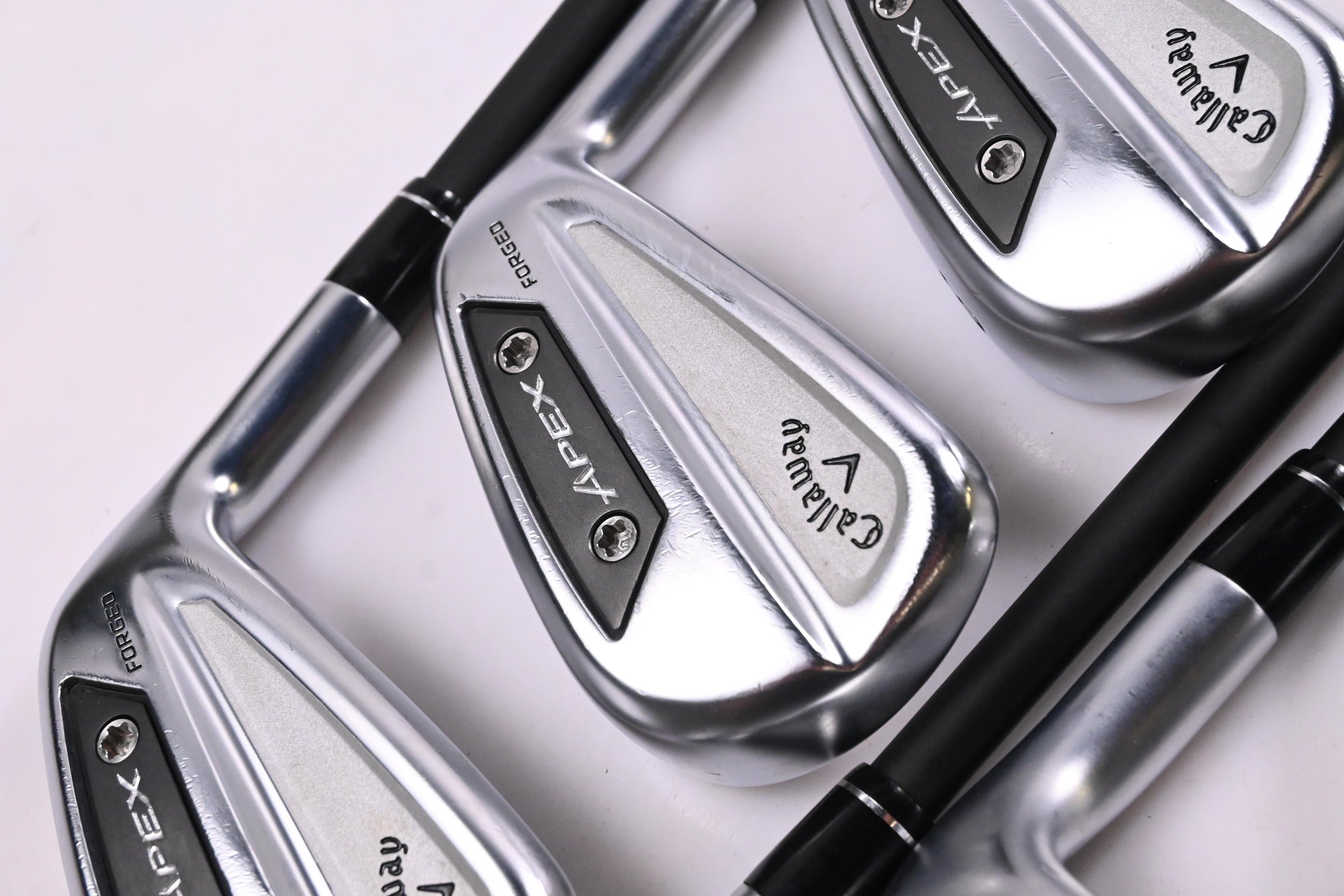 Callaway Apex Ai300 Irons / 6-PW+GW / Regular Flex MMT 70 Shafts