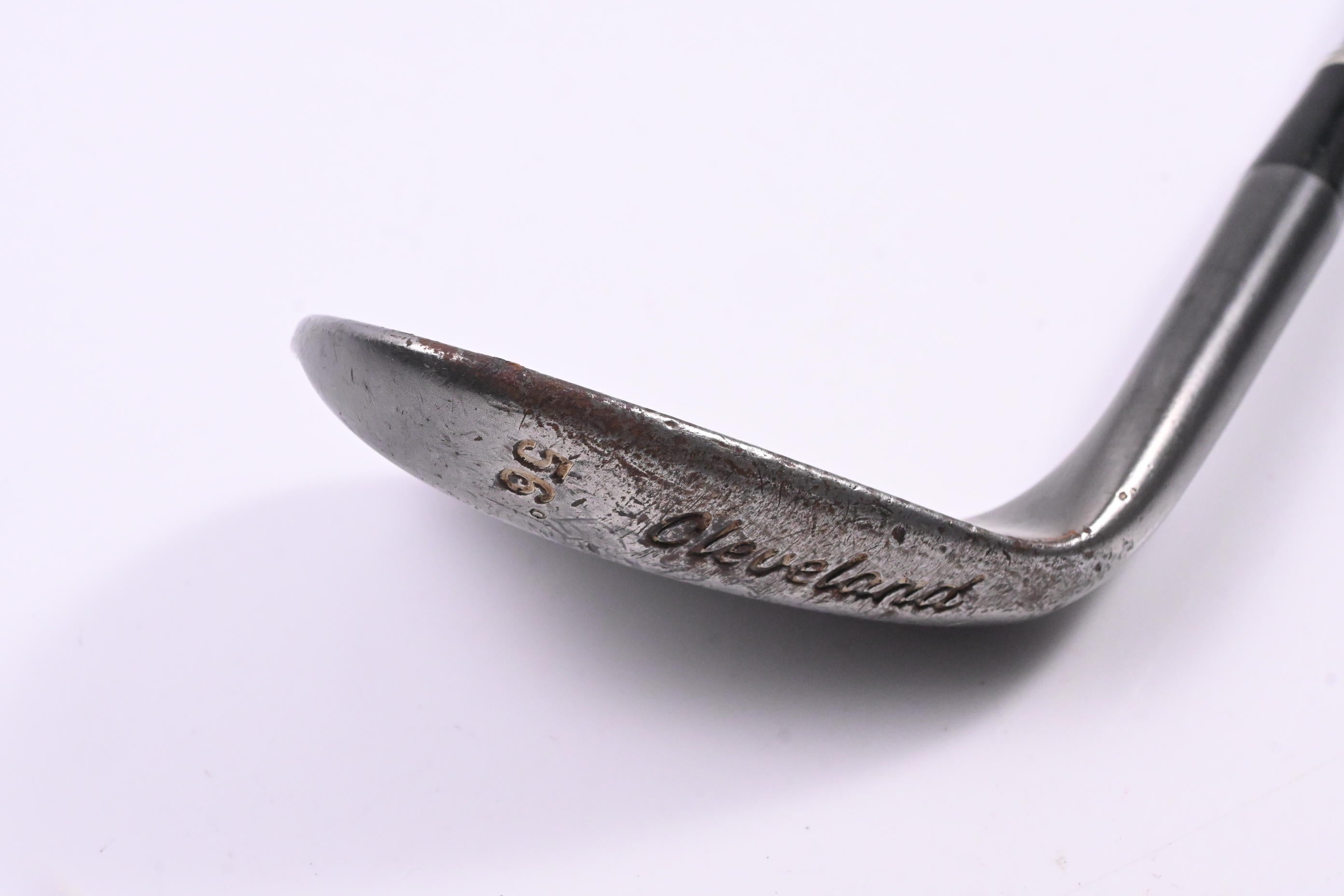 Cleveland 588 Tour Action Sand Wedge / 56 Degree / Wedge Flex Dynamic Gold Shaft
