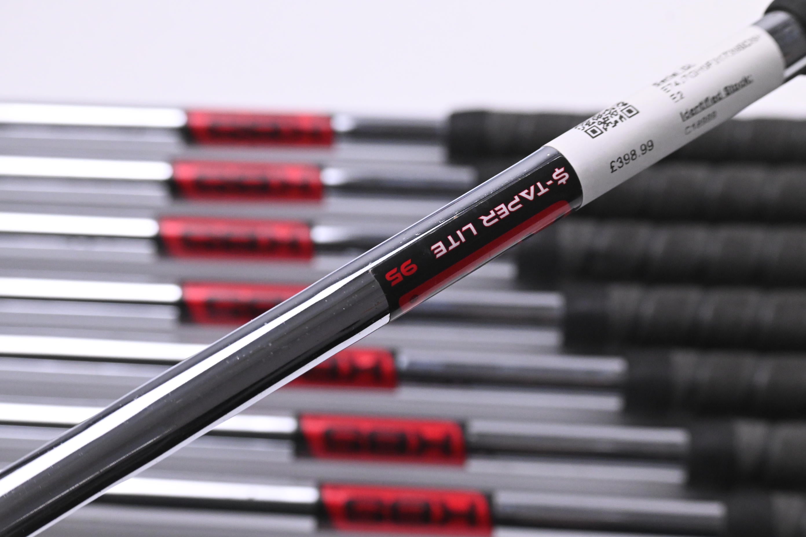 Wilson D7 Forged Irons / 4-PW+GW / Regular Flex KBS $-Taper Lite 95 Shafts