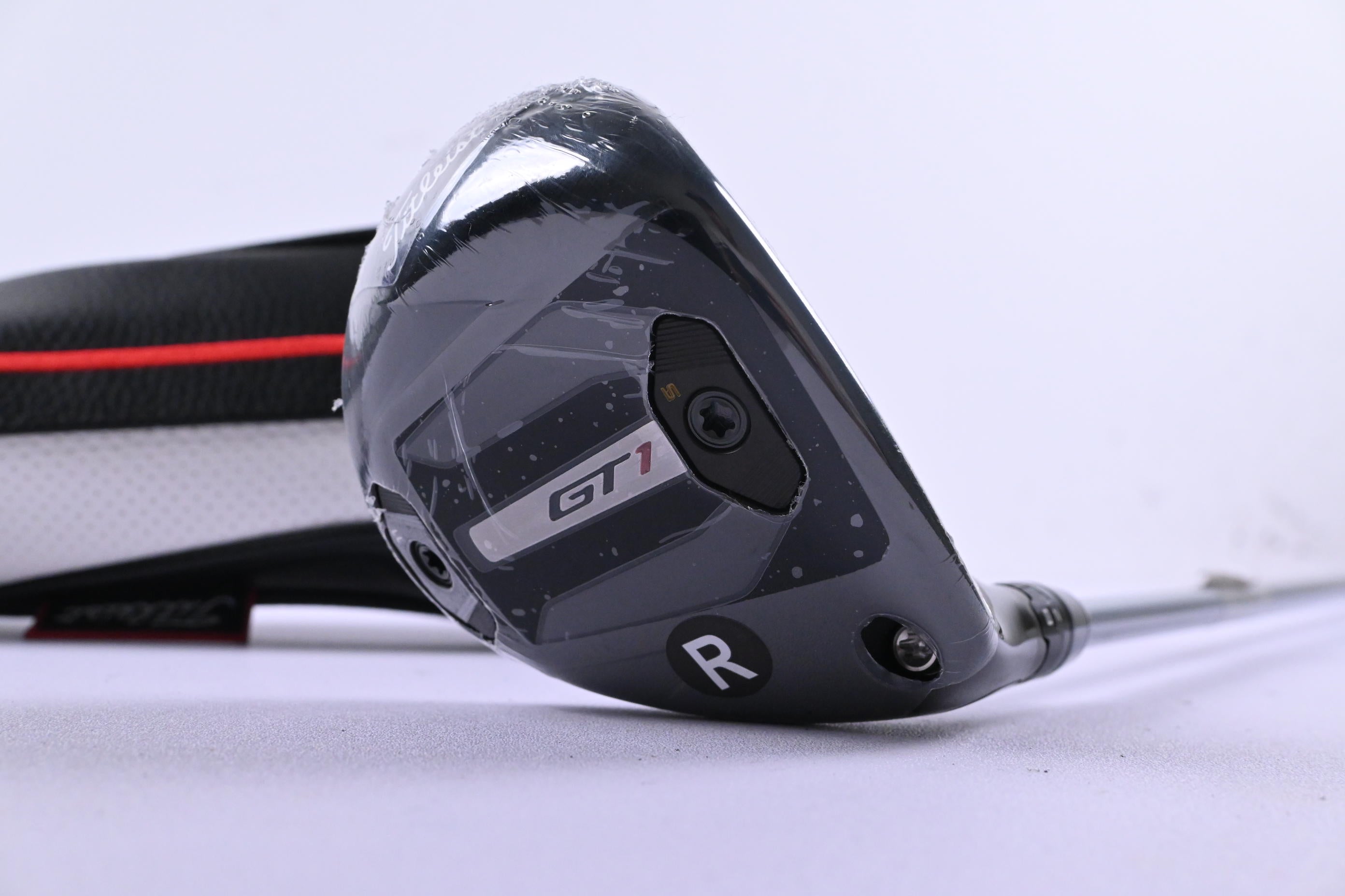 Titleist GT1 #5 Hybrid / 23 Degree / Regular Flex Fujikura Air Speeder 50 Shaft