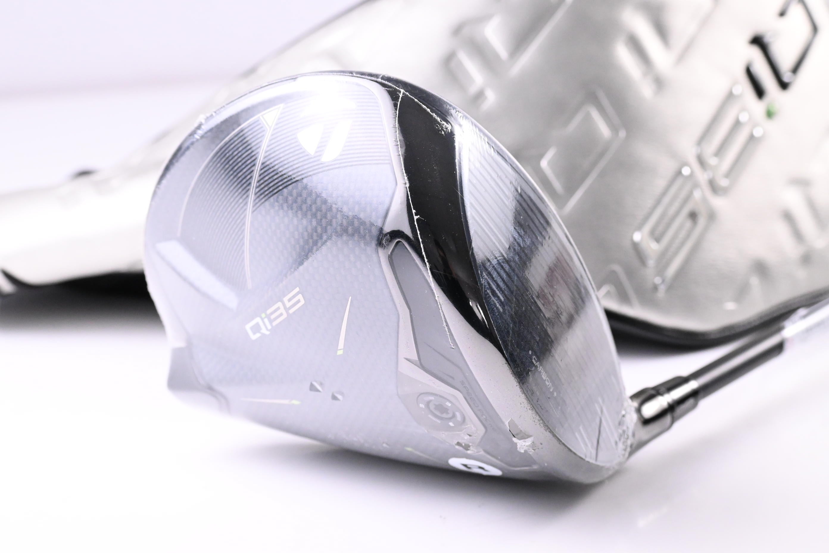 Taylormade Qi35 Driver / 12 Degree / Regular Flex Fujikura Ventus Blue 5 Shaft