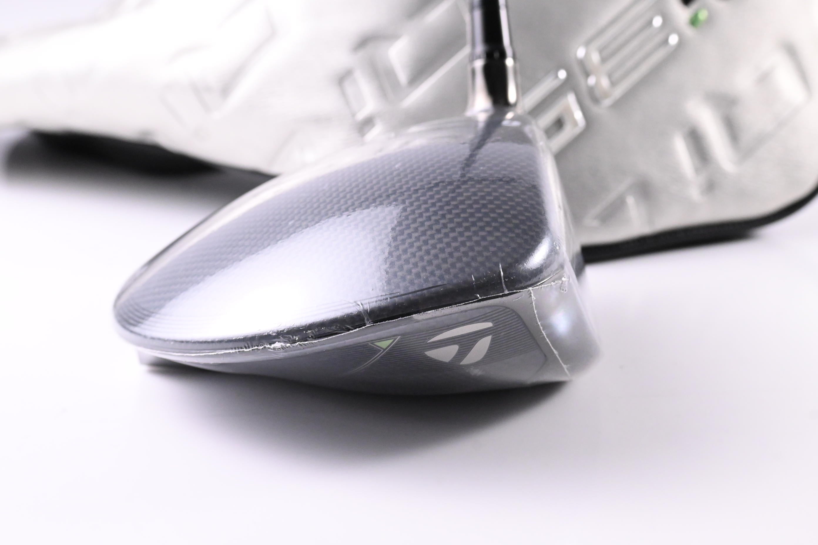 Taylormade Qi35 Driver / 12 Degree / Regular Flex Fujikura Ventus Blue 5 Shaft