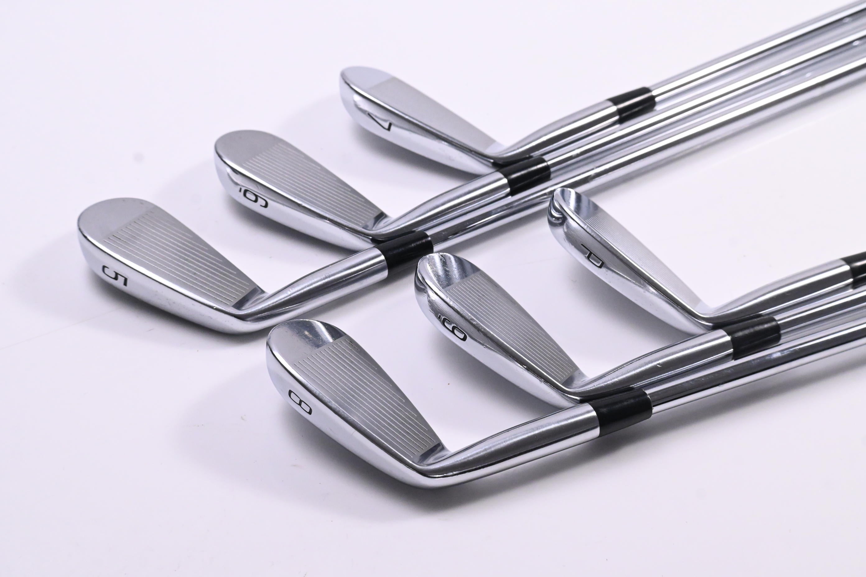 Mizuno Pro 221 Irons / 5-PW / Stiff Flex Dynamic Gold S300 Shafts