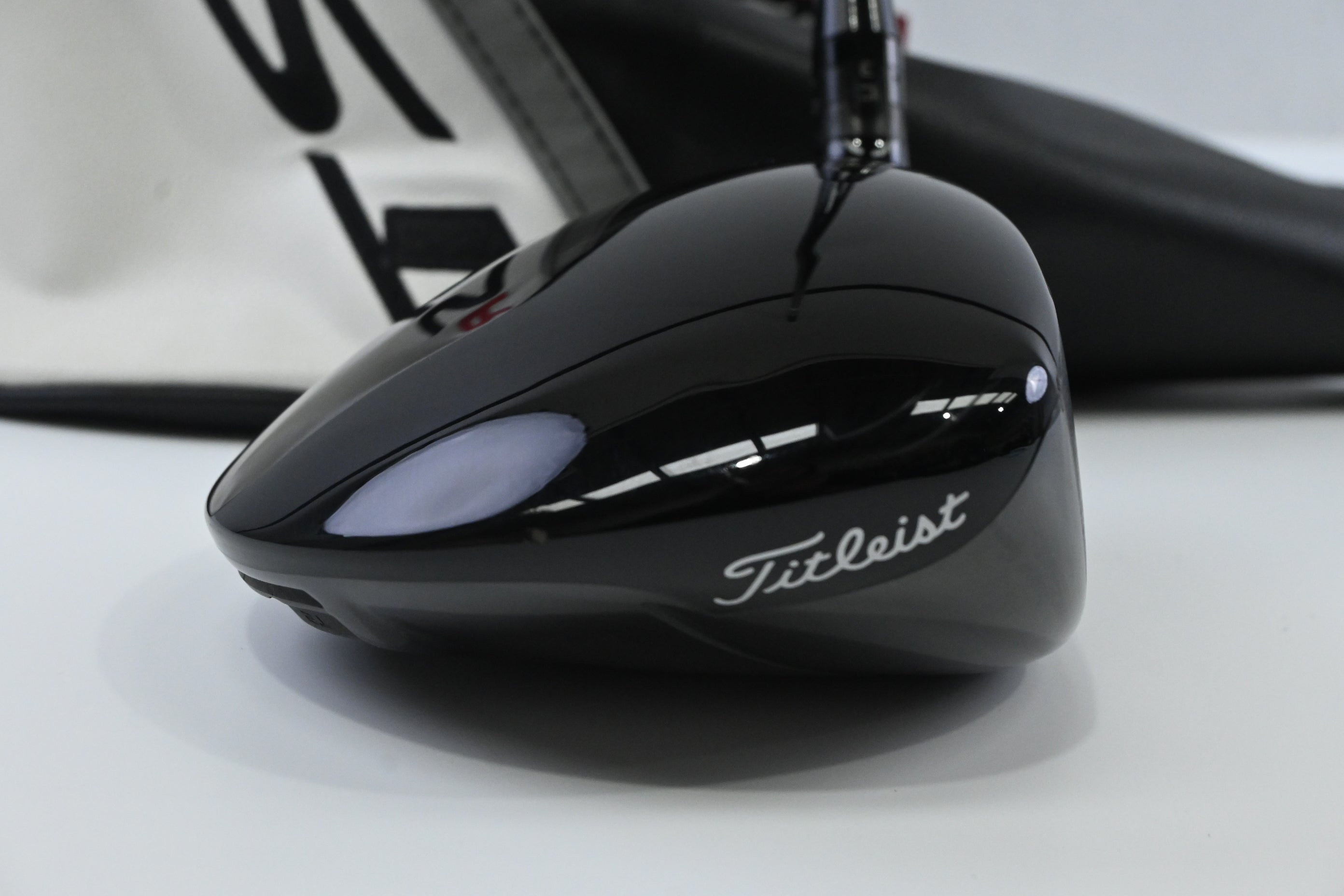 Titleist TSR3 Driver / 9 Degree / Stiff Flex HZRDUS Gen4 Black 60 Shaft