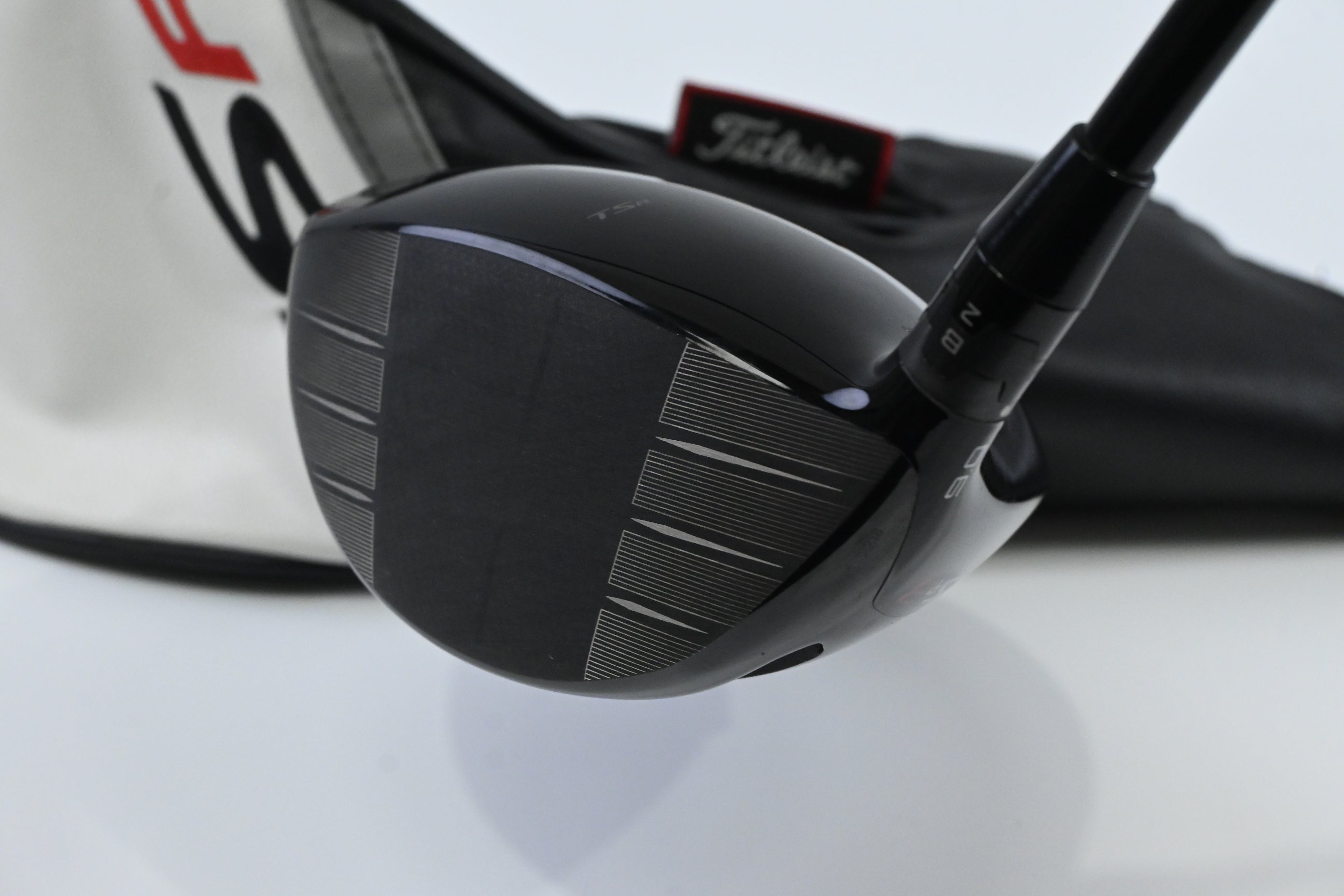 Titleist TSR3 Driver / 9 Degree / Stiff Flex HZRDUS Gen4 Black 60 Shaft