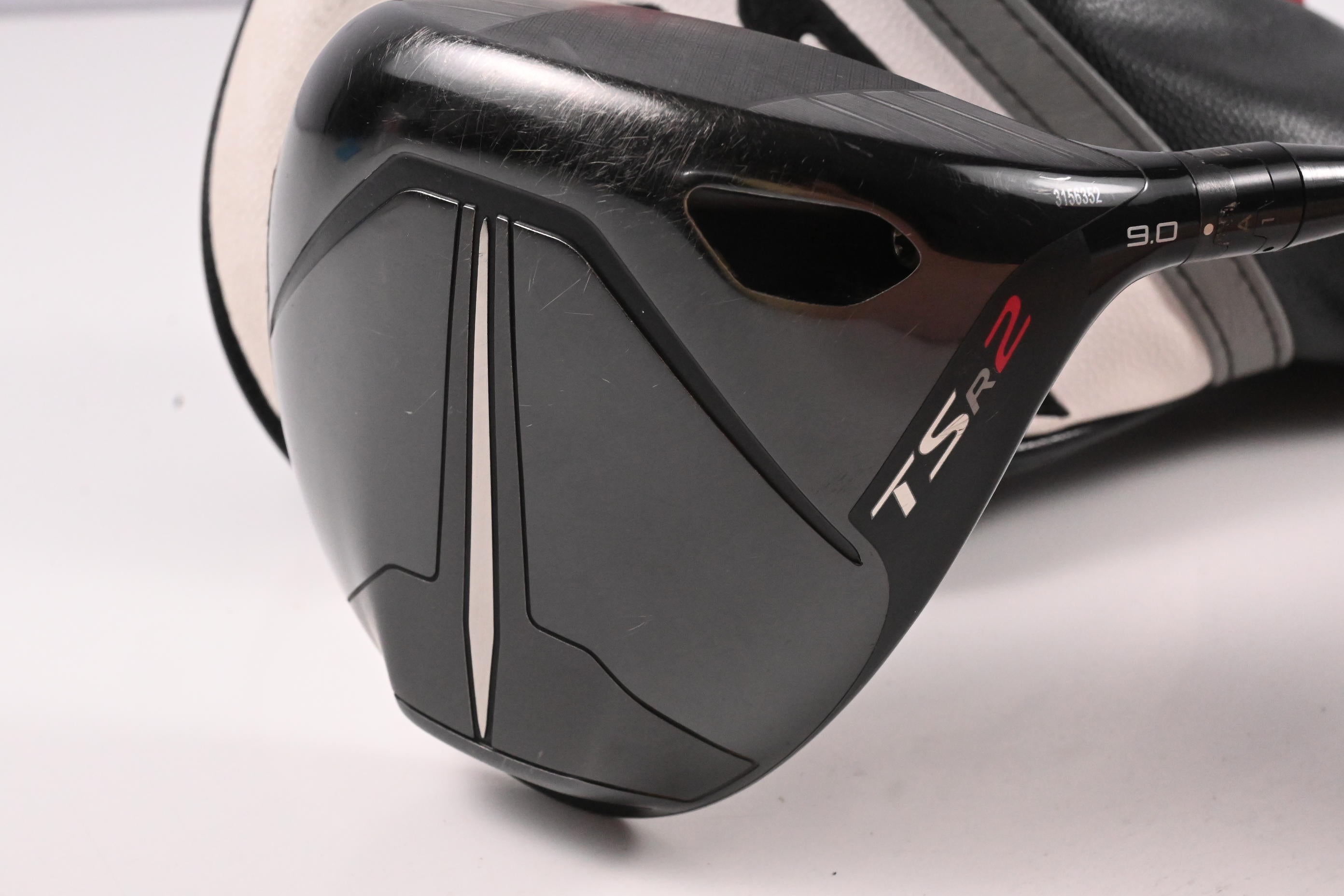 Titleist TSR2 Driver / 9 Degree / Stiff Flex HZRDUS Black 60 Shaft