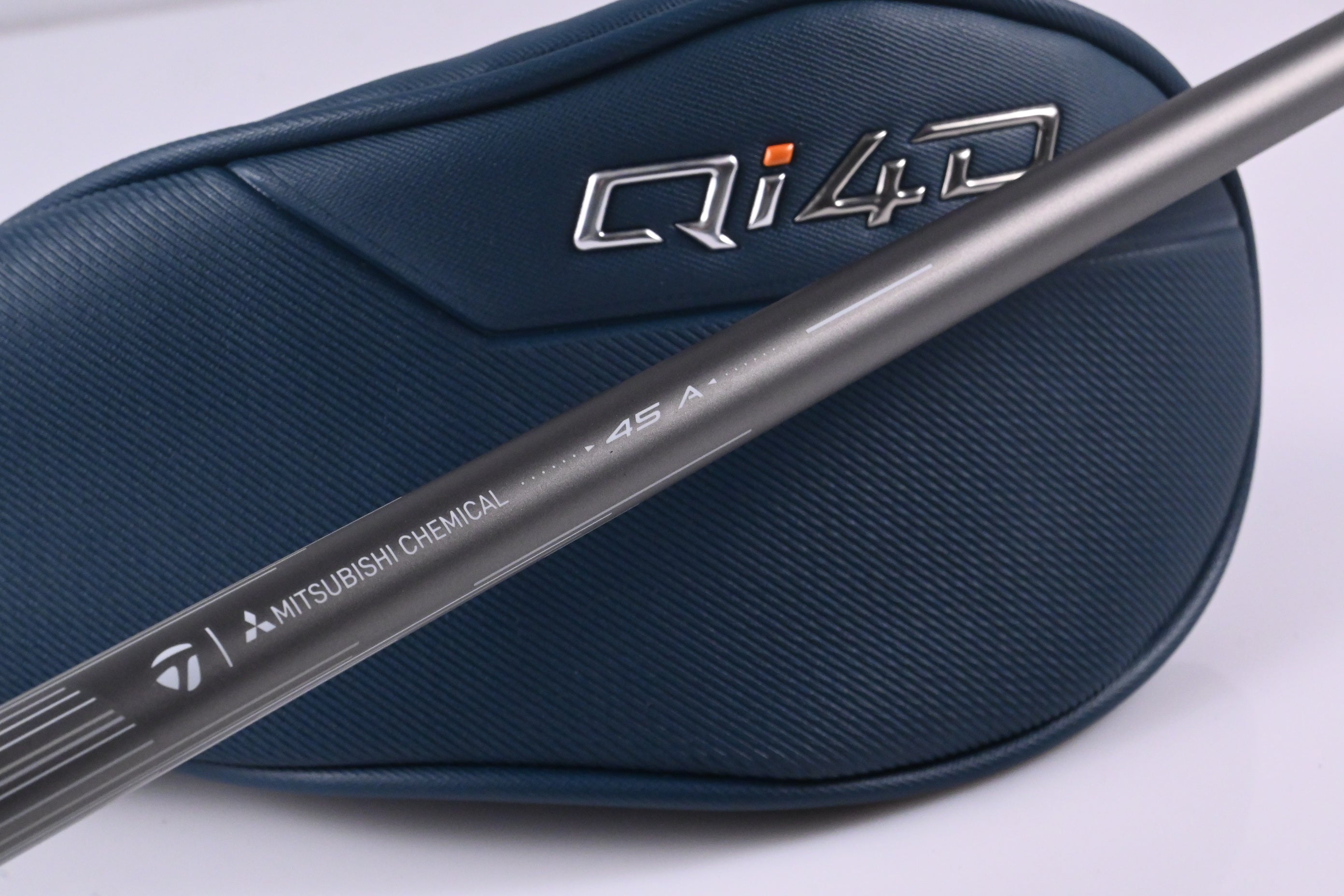 Taylormade Qi4D Max Lite #5 Wood / 18 Degree / Senior Flex Reax 45 Shaft