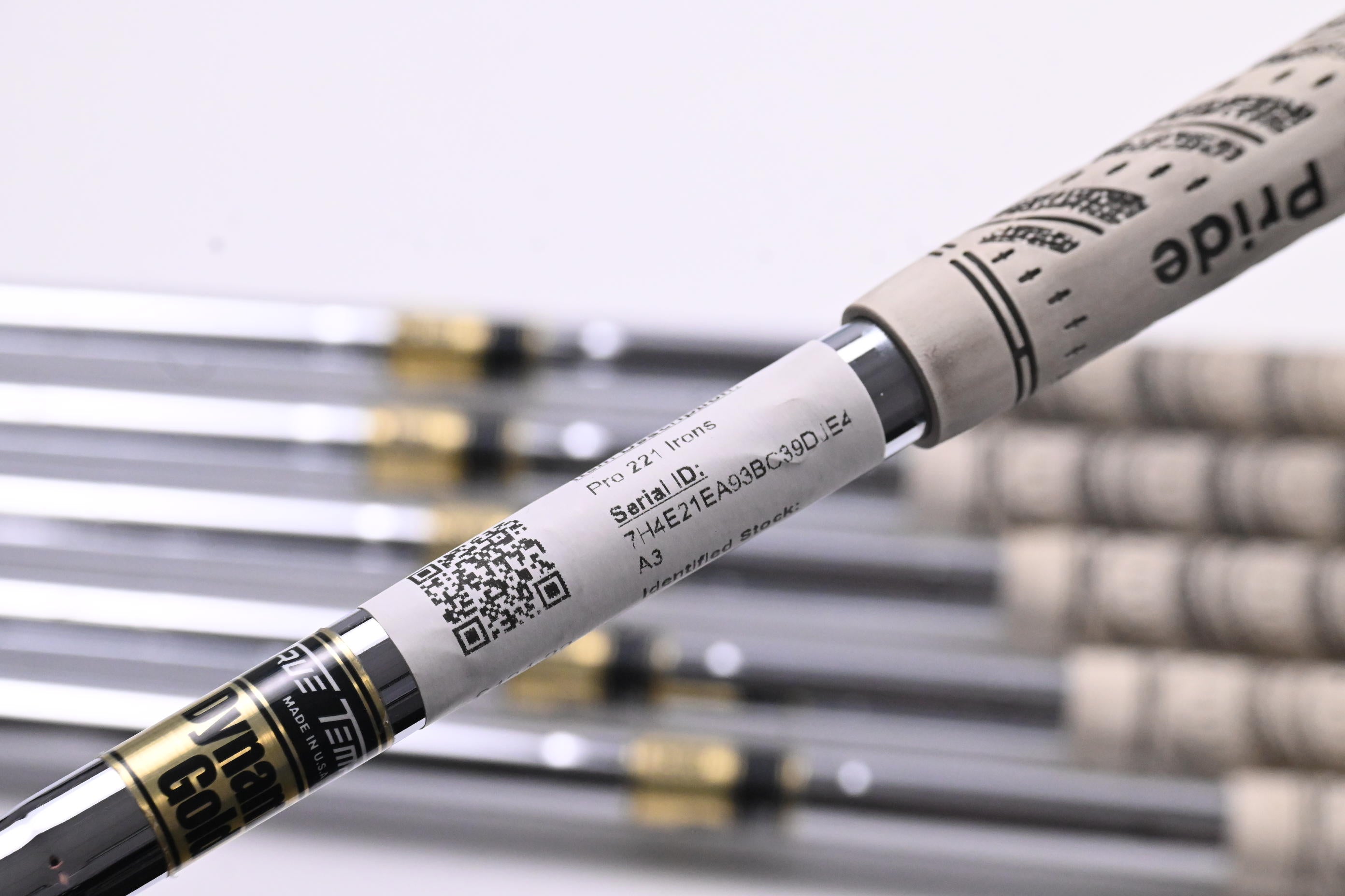 Mizuno Pro 221 Irons / 5-PW / Stiff Flex Dynamic Gold S300 Shafts