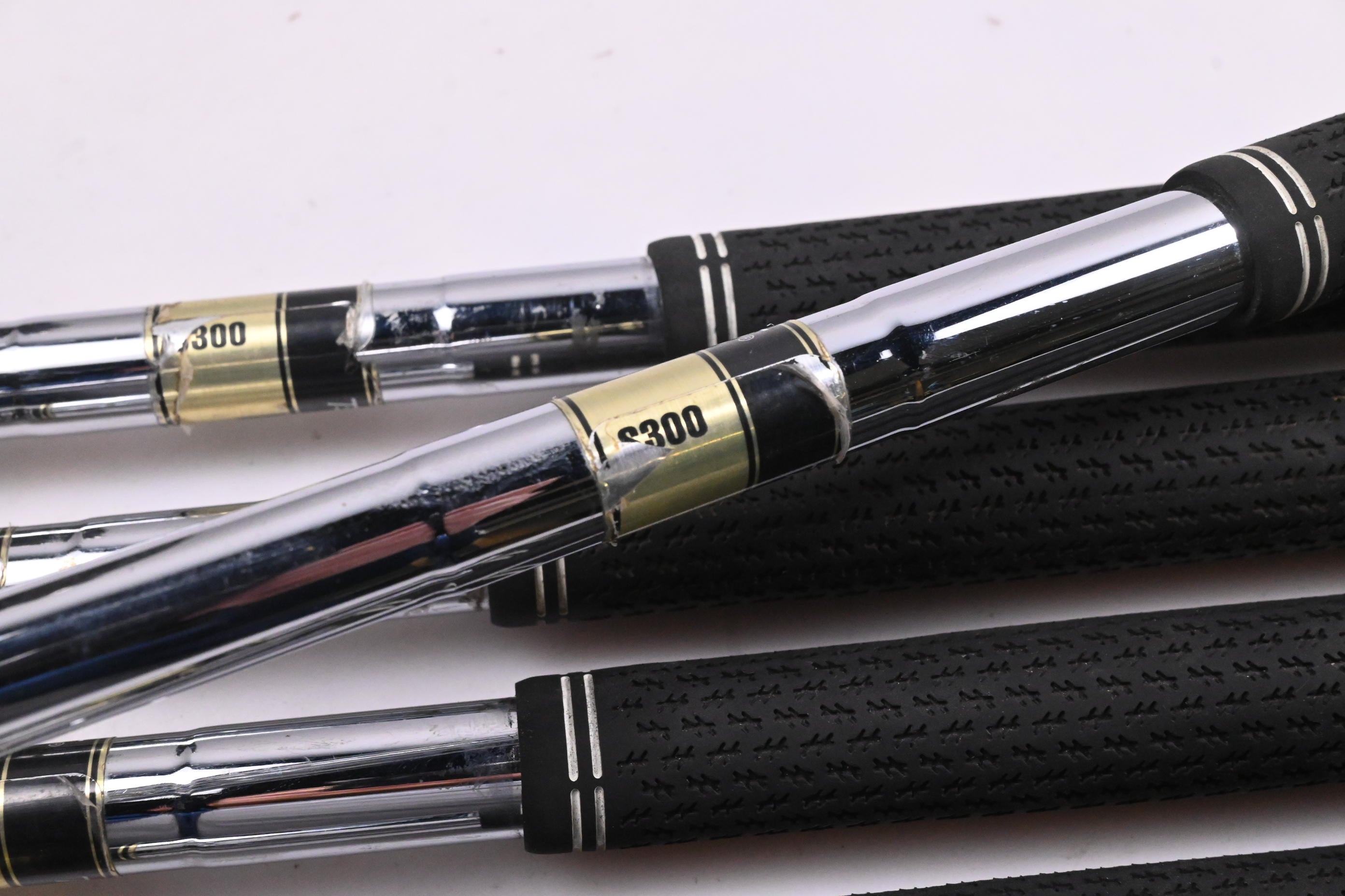 Taylormade RSi2 Irons / 4-PW / Stiff Flex Dynamic Gold S300 Shafts