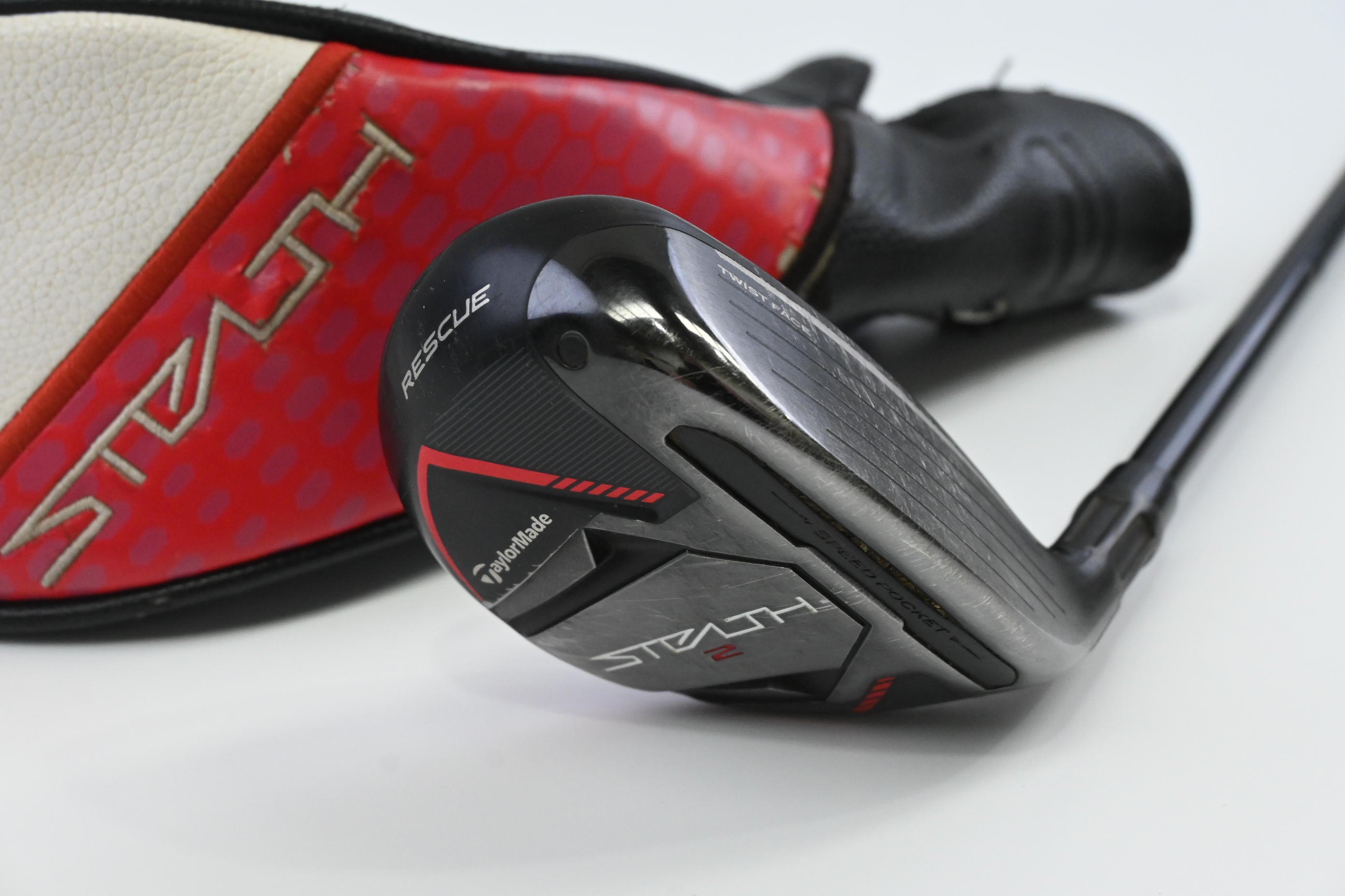 Taylormade Stealth 2 #3 Hybrid / 19 Degree / Regular Flex Fujikura Ventus TR Red