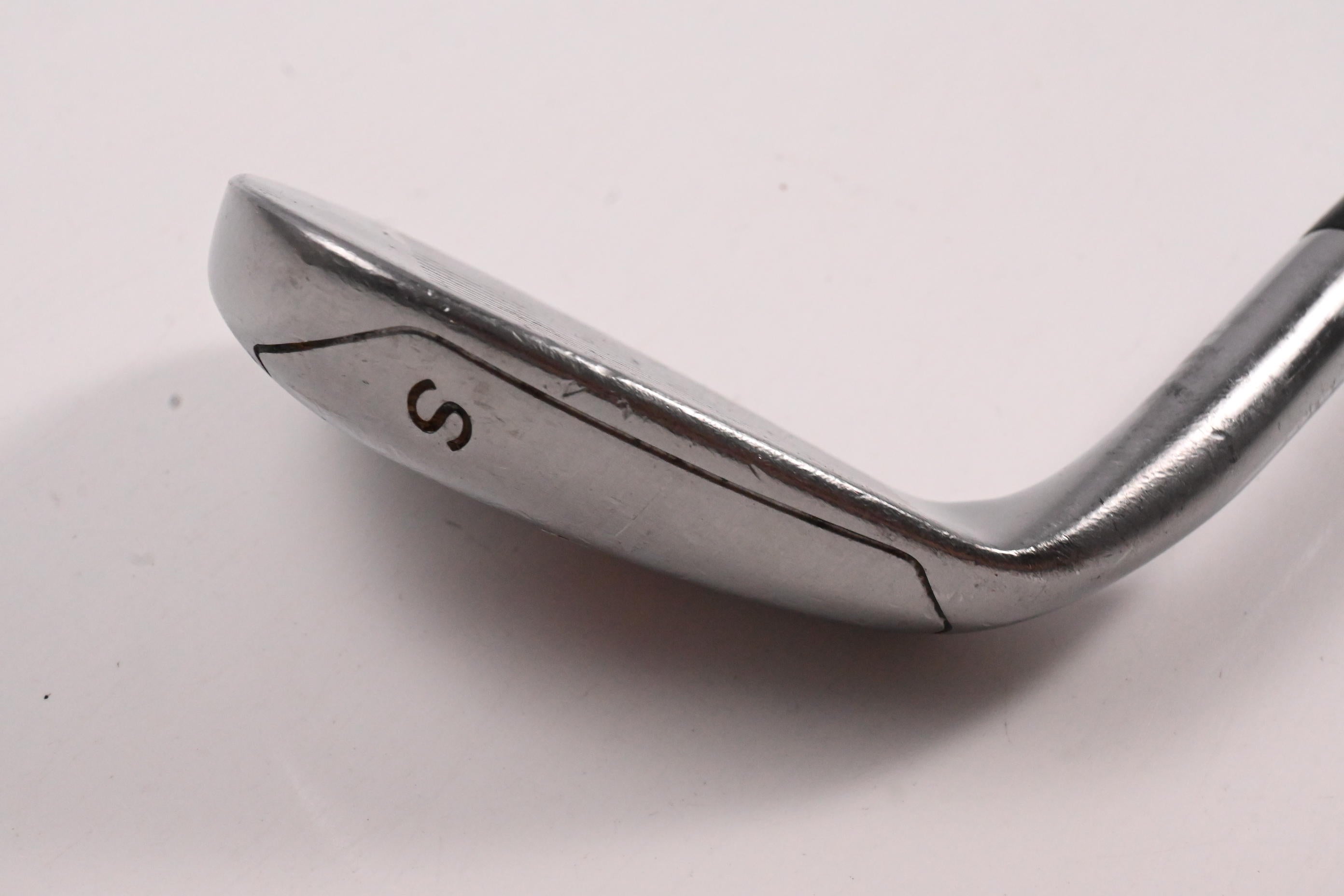 Taylormade R11 Sand Wedge / 55 Degree / Stiff Flex KBS 90 Shaft