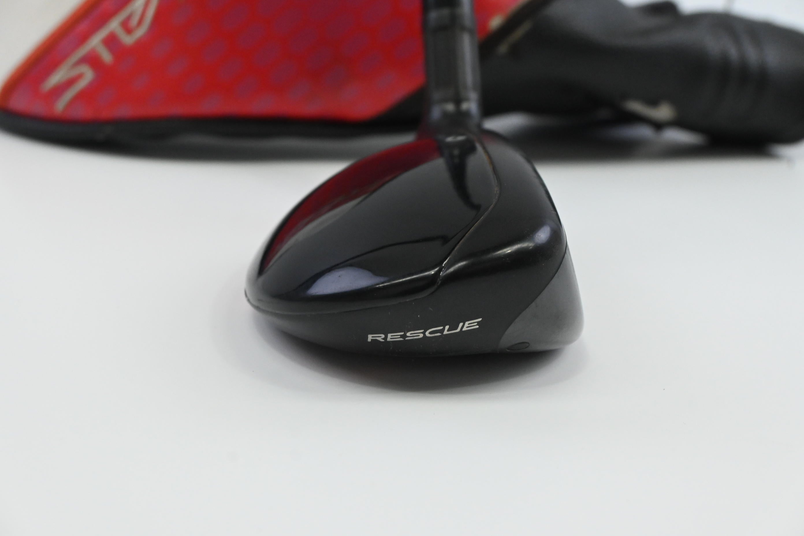Taylormade Stealth 2 #3 Hybrid / 19 Degree / Regular Flex Fujikura Ventus TR Red