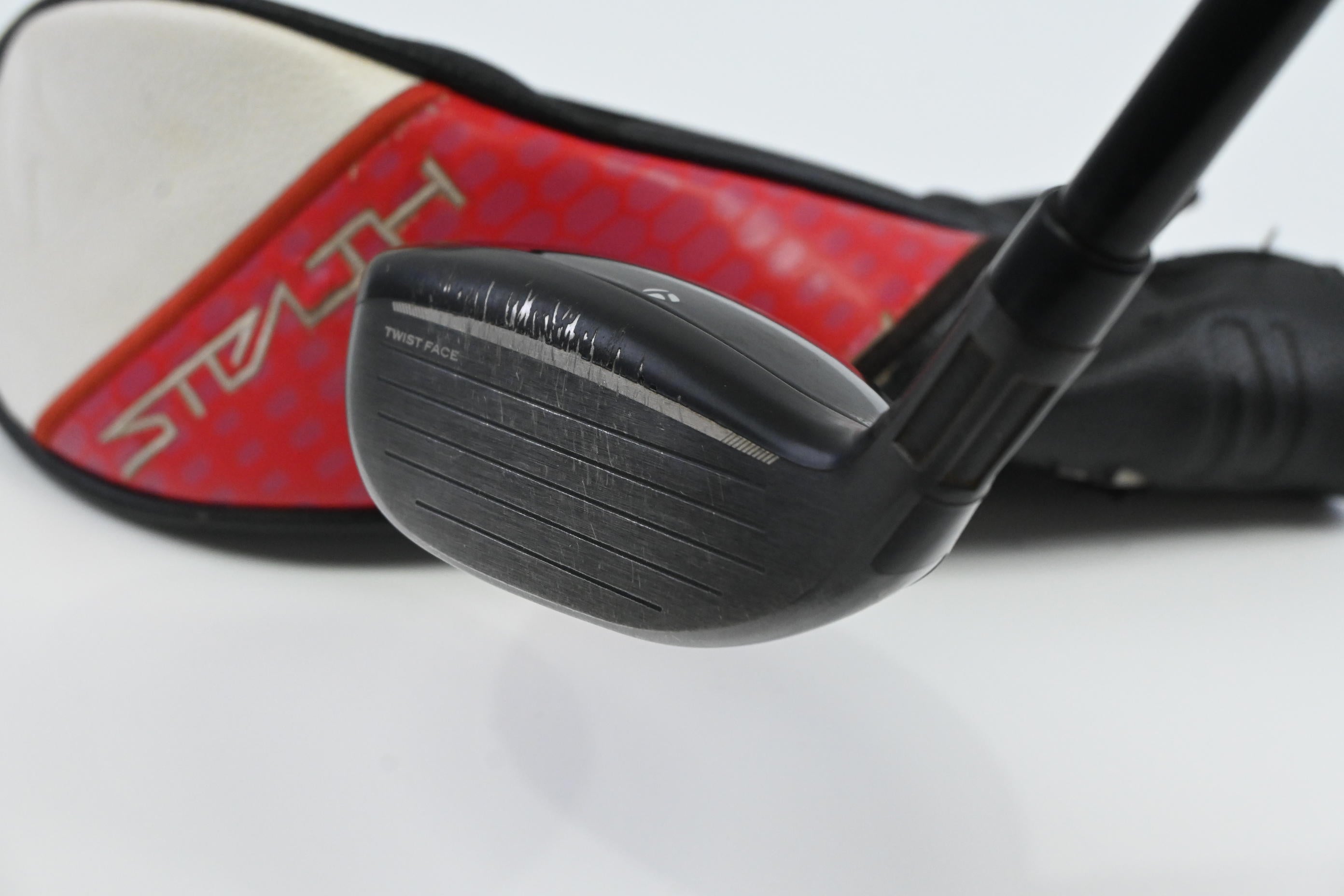 Taylormade Stealth 2 #3 Hybrid / 19 Degree / Regular Flex Fujikura Ventus TR Red