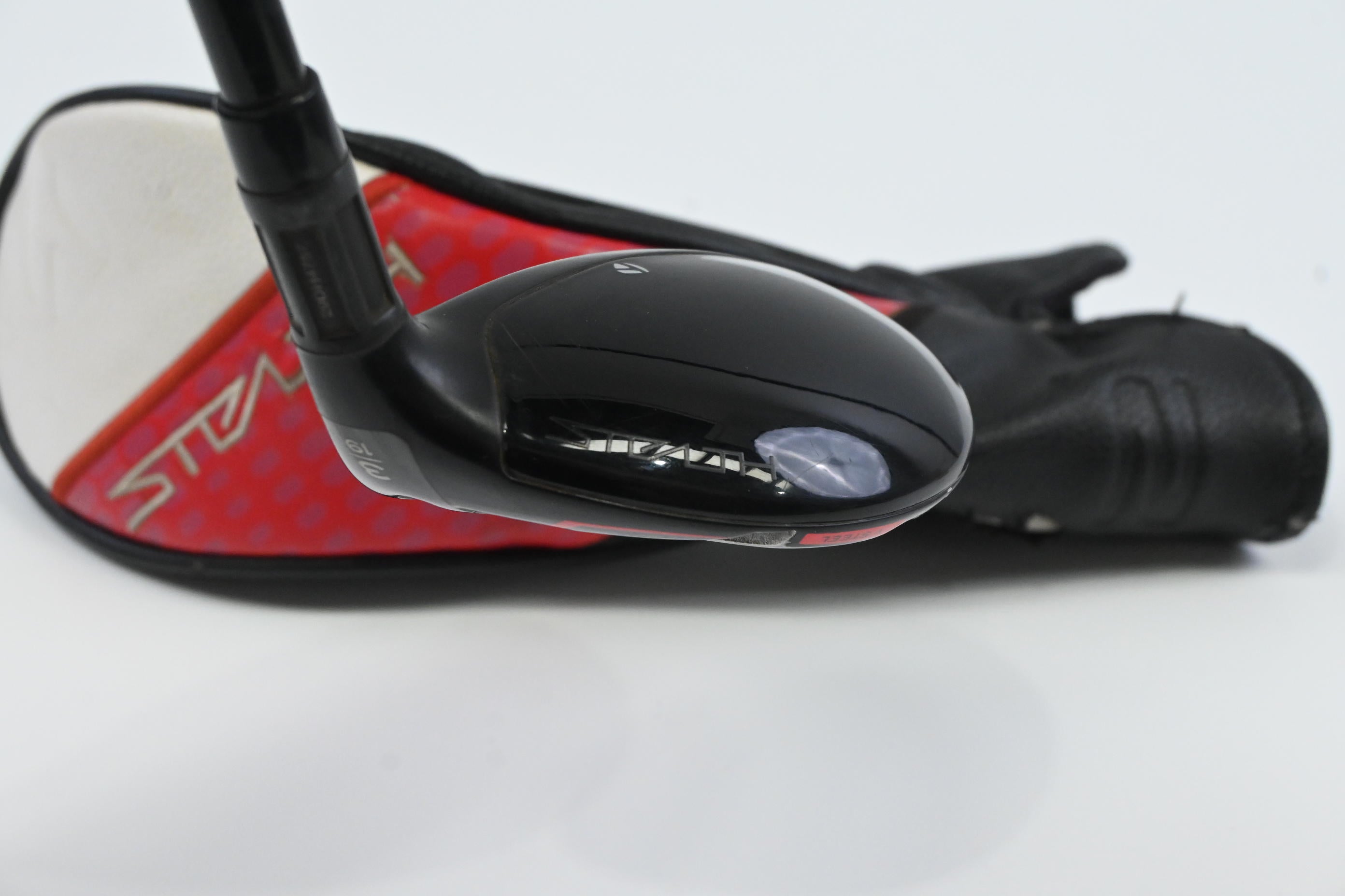 Taylormade Stealth 2 #3 Hybrid / 19 Degree / Regular Flex Fujikura Ventus TR Red