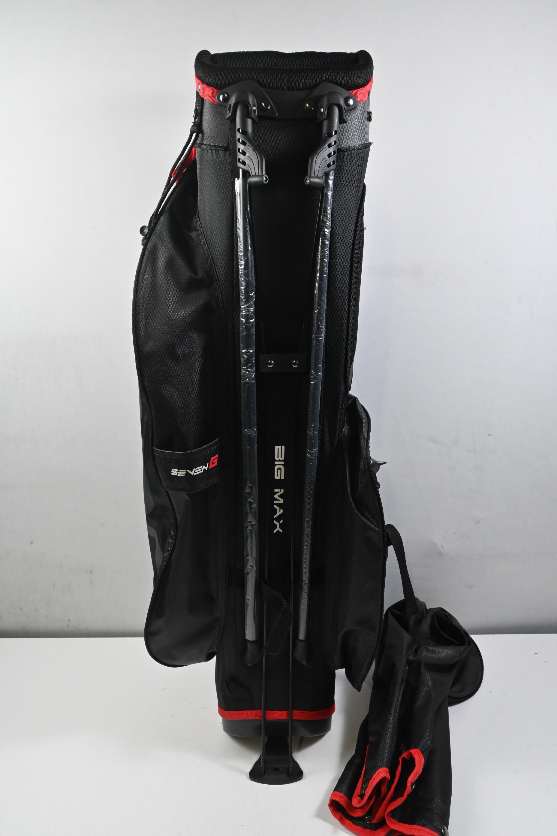 Big Max Dry 7 Stand Bag / 4-Way divider / Black & Red