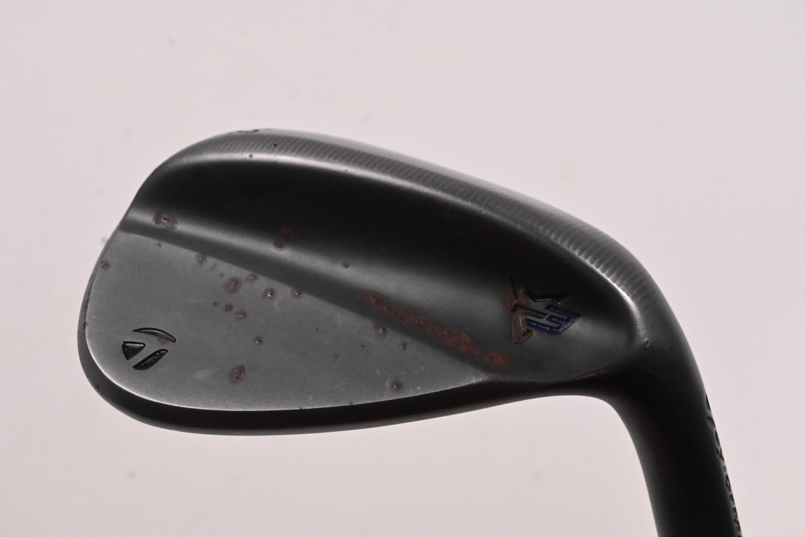 Taylormade Milled Grind 3 Black Gap Wedge / 52 Degree / Stiff Flex Dynamic Gold S200