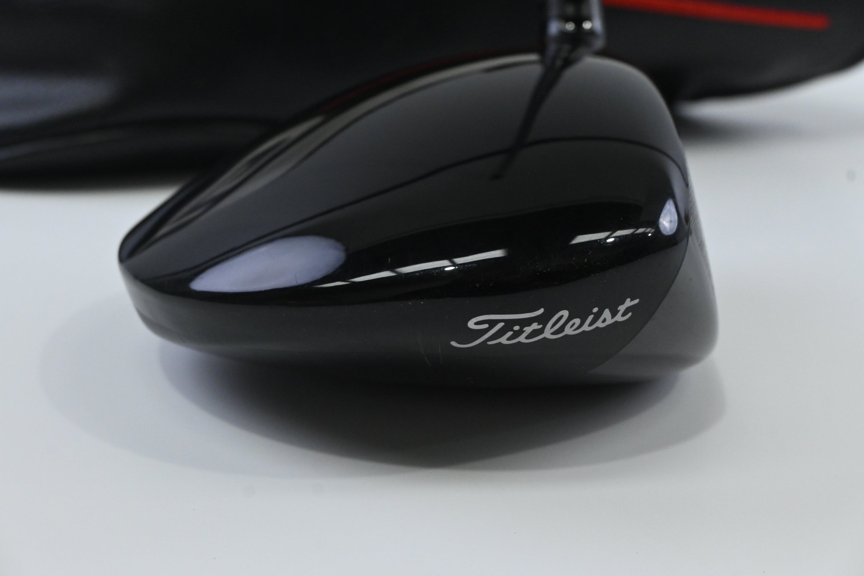 Titleist GT2 Driver / 11 Degree / Stiff Flex Project X Titan Black 60 Shaft