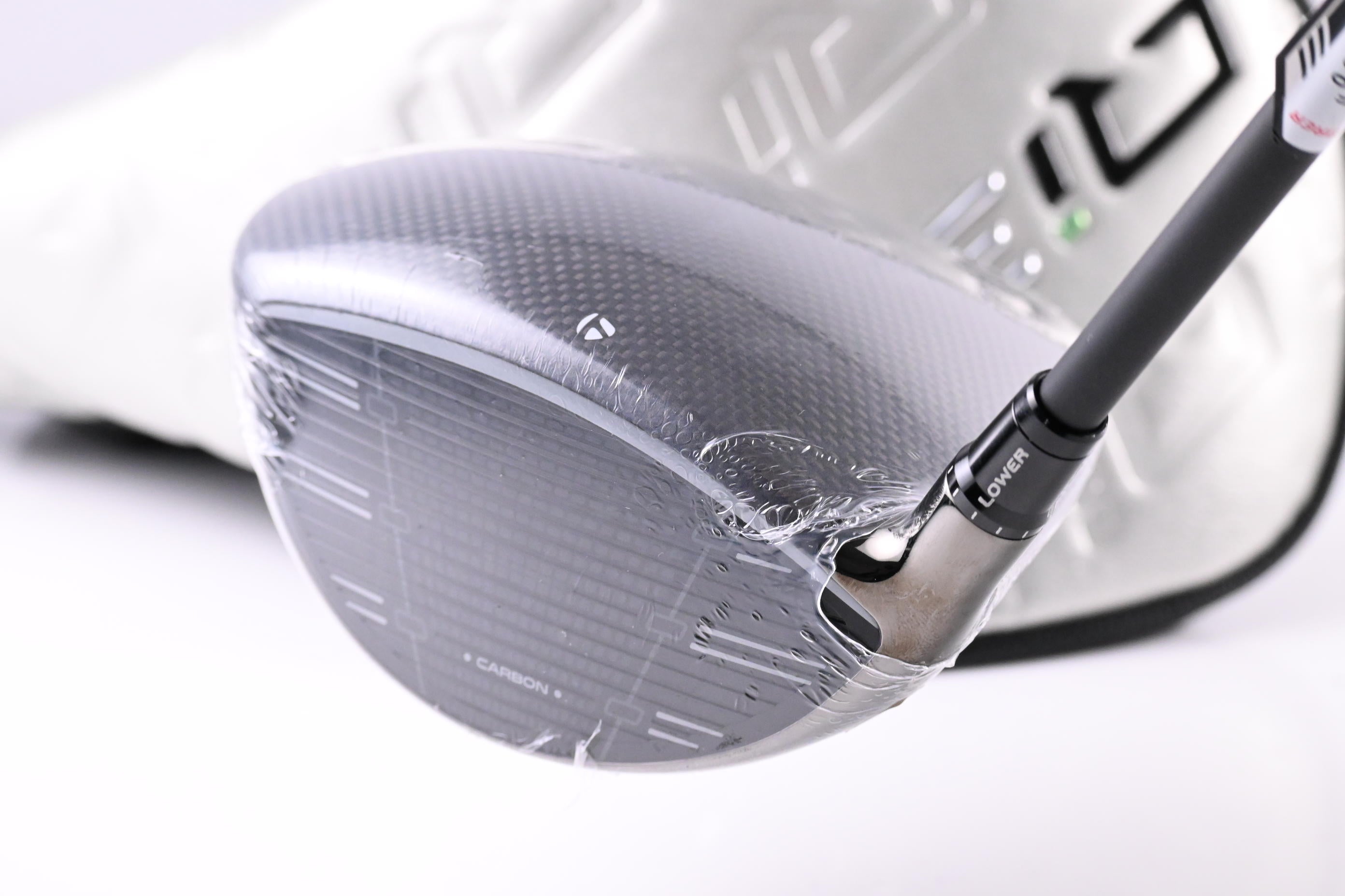 Taylormade Qi35 Max Lite Driver / 10.5 Degree / Regular Flex Vanquish 4 Shaft