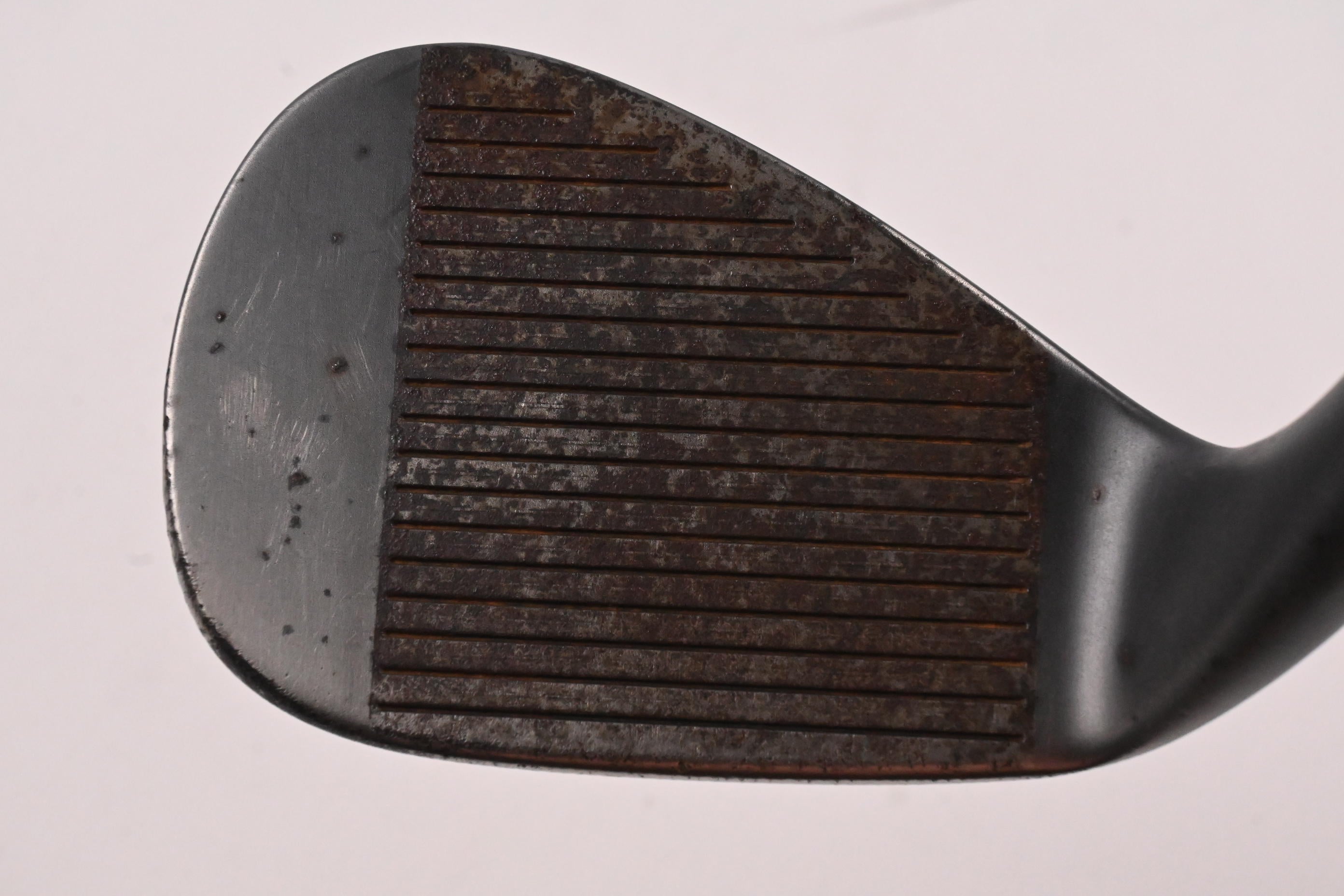 Taylormade Milled Grind 3 Black Gap Wedge / 52 Degree / Stiff Flex Dynamic Gold S200