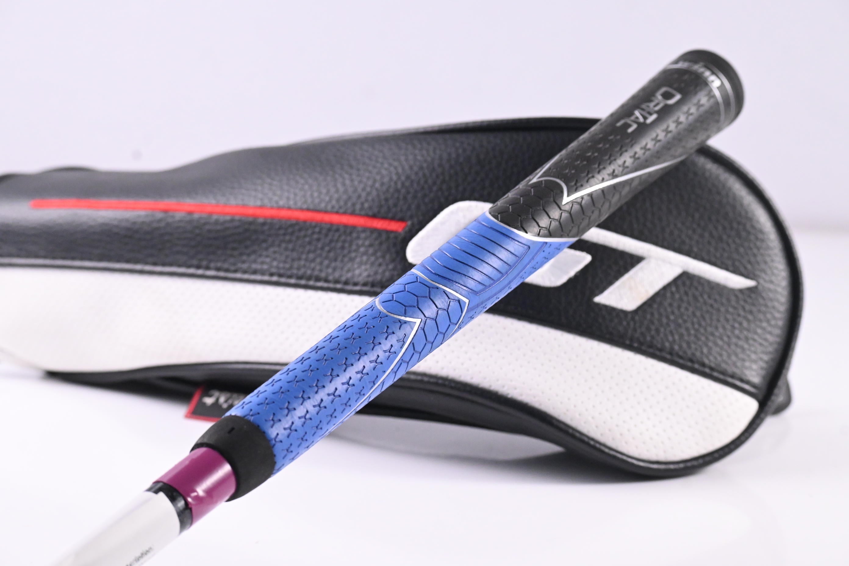 Titleist GT2 #7 Wood / 21 Degree / Regular Flex Tensei AV Blue 65 Shaft