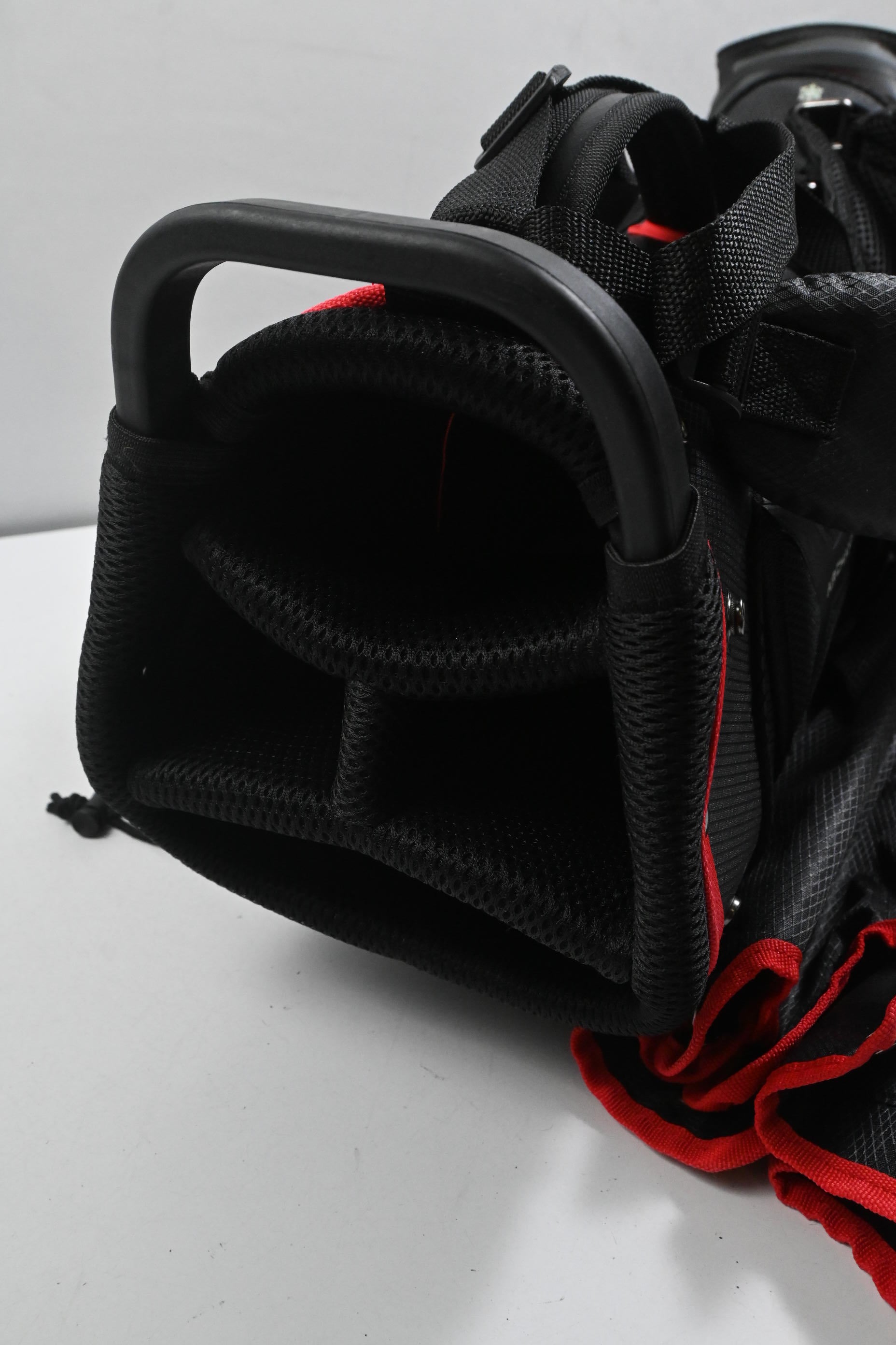 Big Max Dry 7 Stand Bag / 4-Way divider / Black & Red