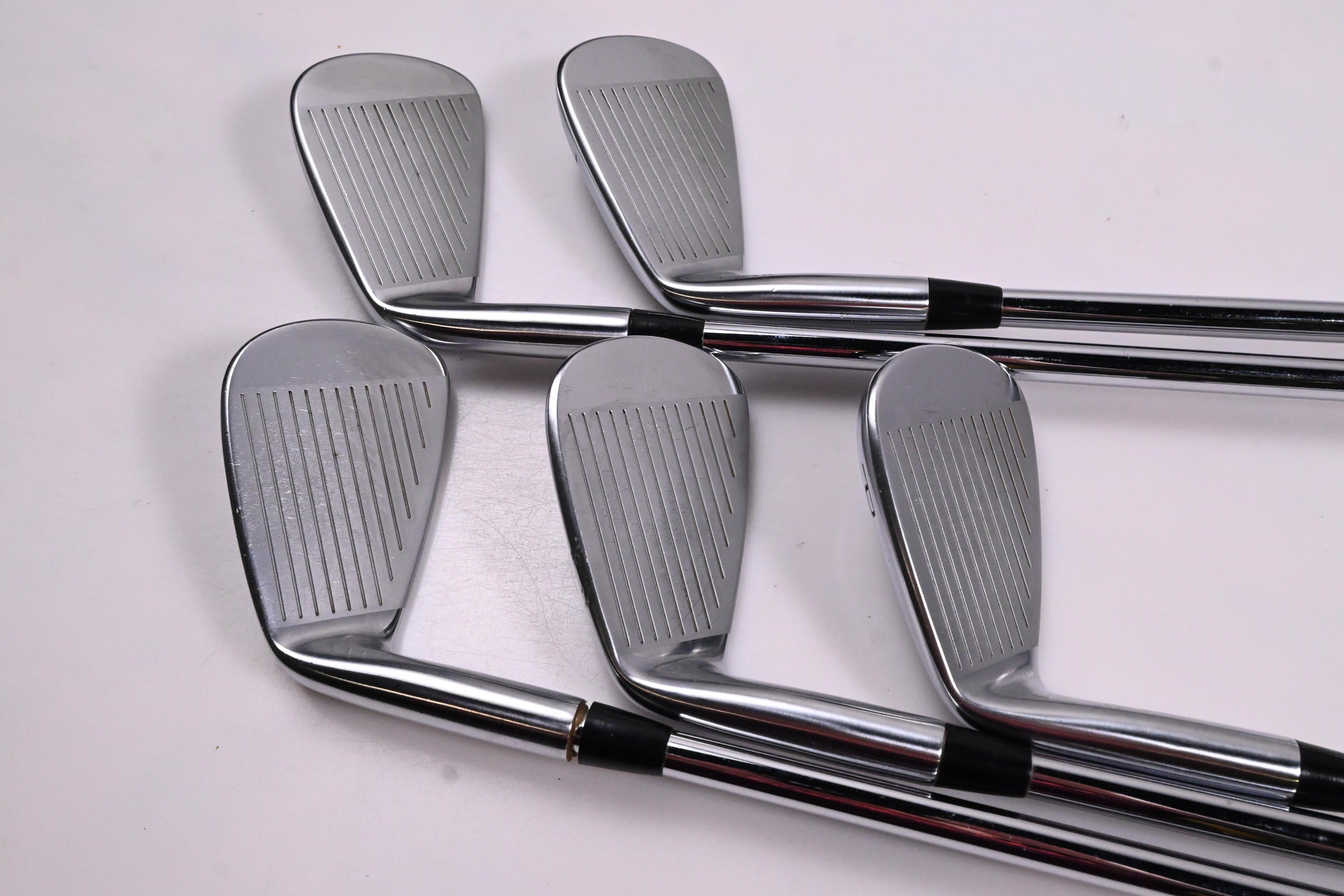 Mizuno Pro 221 Irons / 6-PW / Regular Flex N.S.Pro Modus 3 105 Shafts