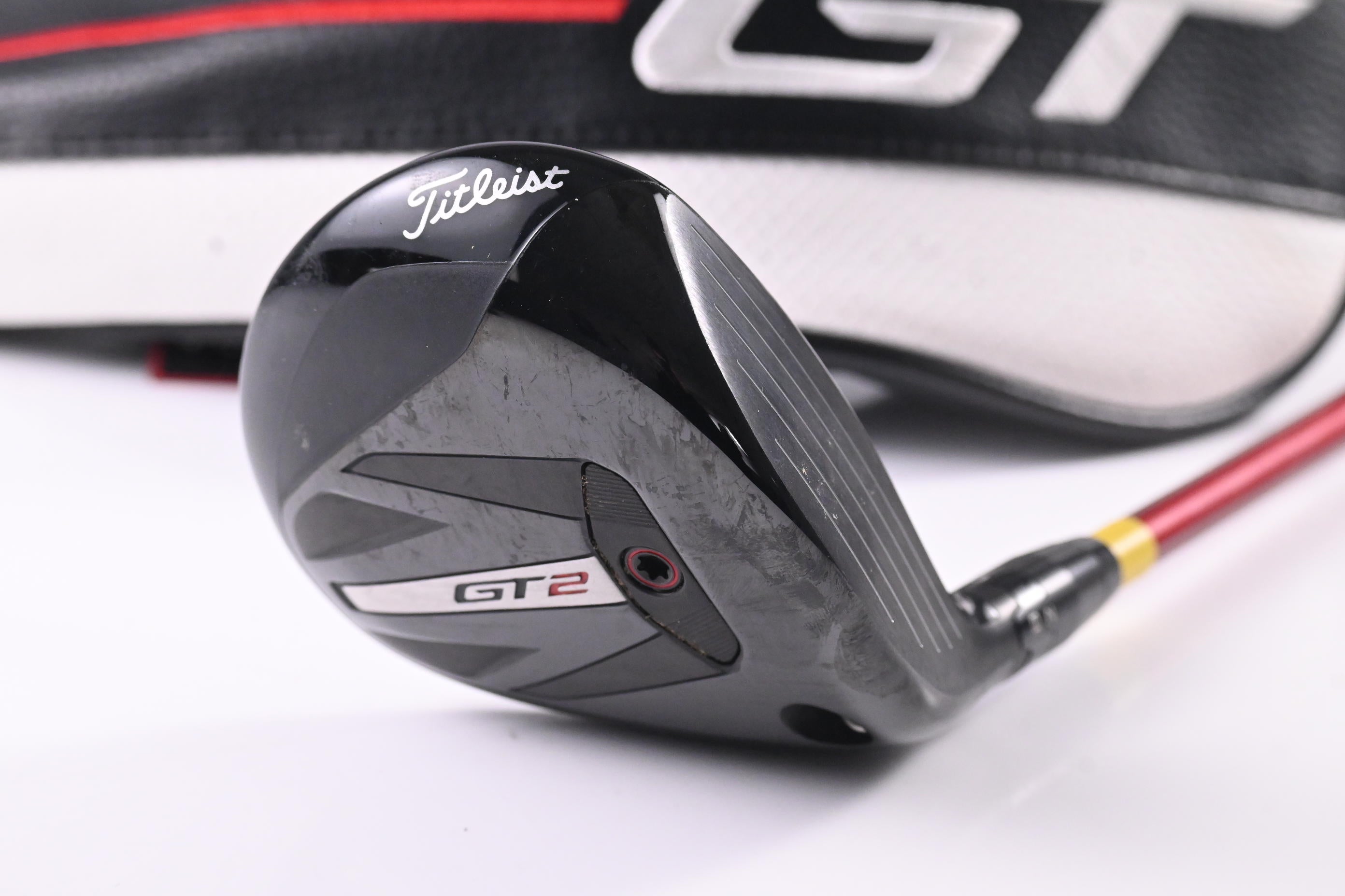 Titleist GT2 #5 Wood / 18 Degree / Regular Flex Project X Denali Red 60 Shaft