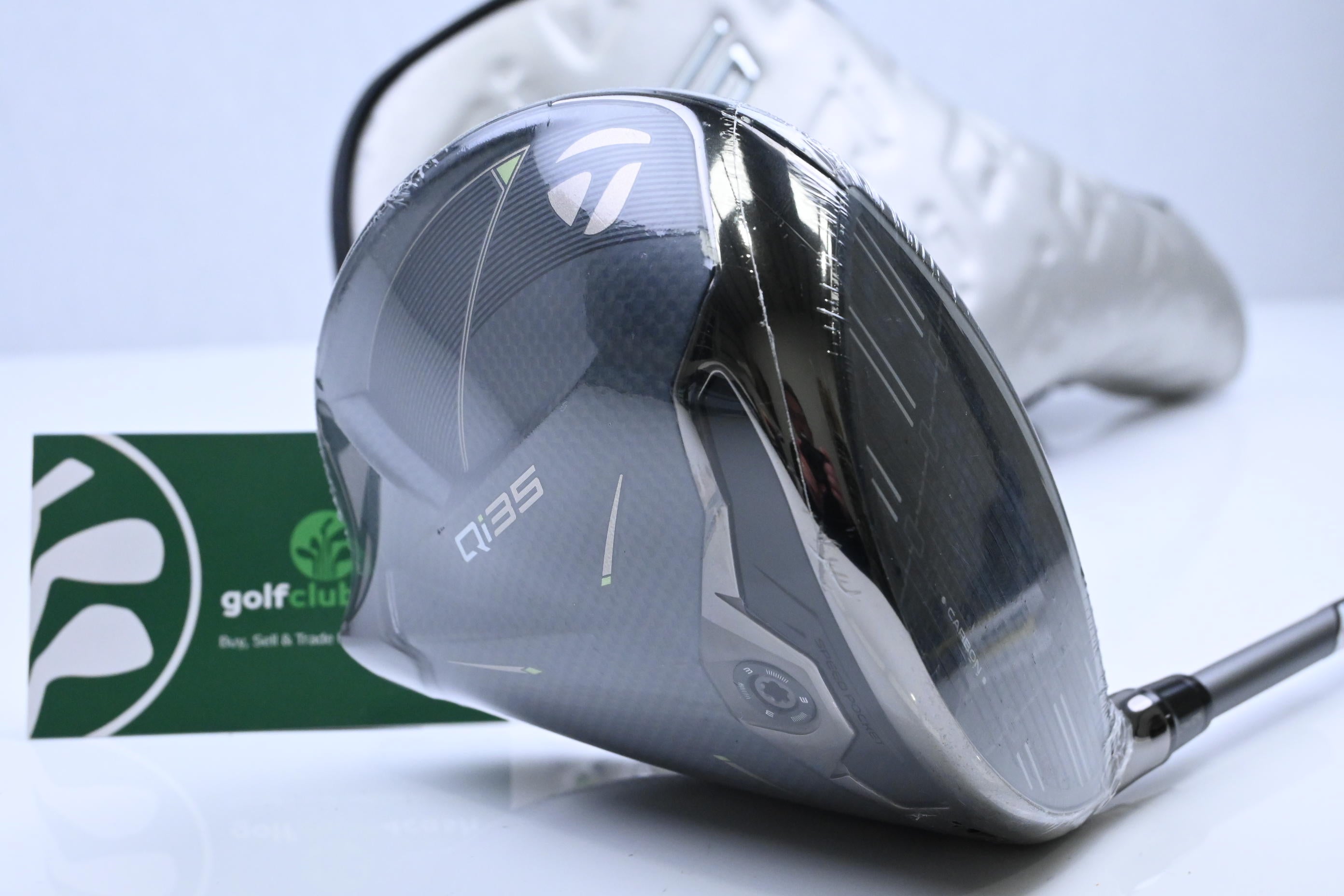 Taylormade Qi35 Driver / 10.5 Degree / Regular Flex Fujikura Air Speeder 50