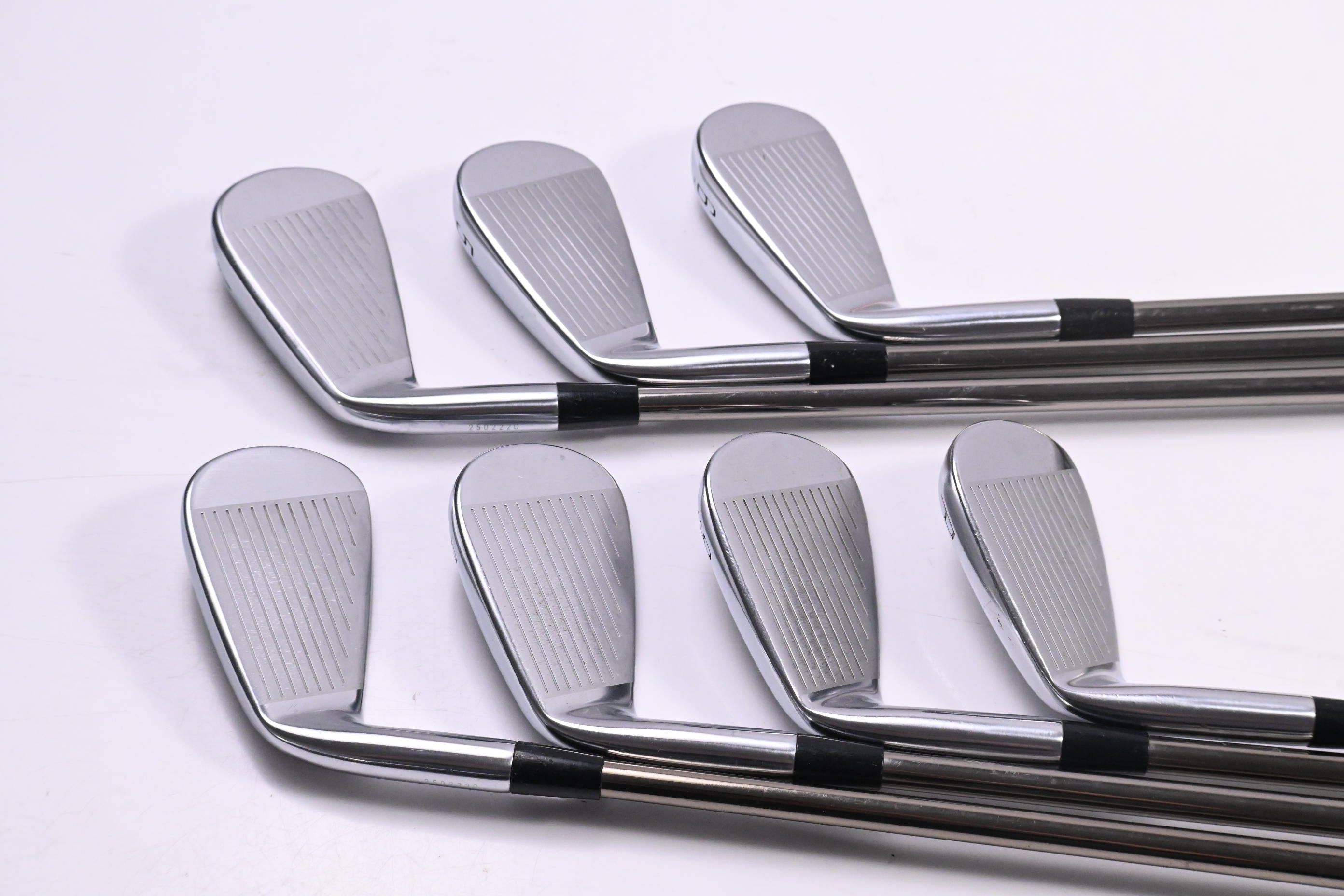 Mizuno Pro 225 Irons / 4-PW / Senior Flex UST Mamiya Recoil ESX 460 Shafts