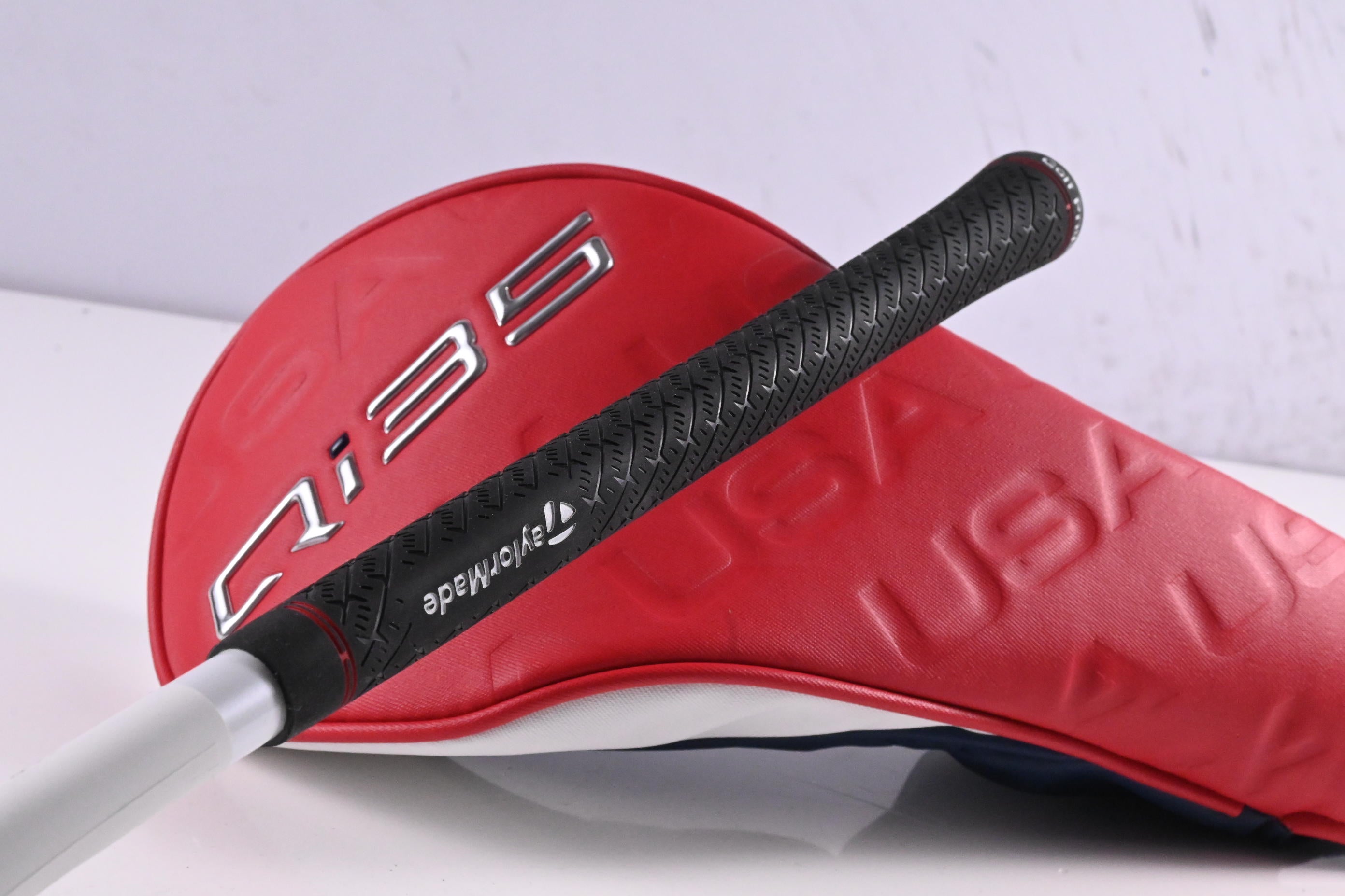 Taylormade Qi35 USA Driver / 10.5 Degree / Stiff Flex Fujikura AirSpeeder 50