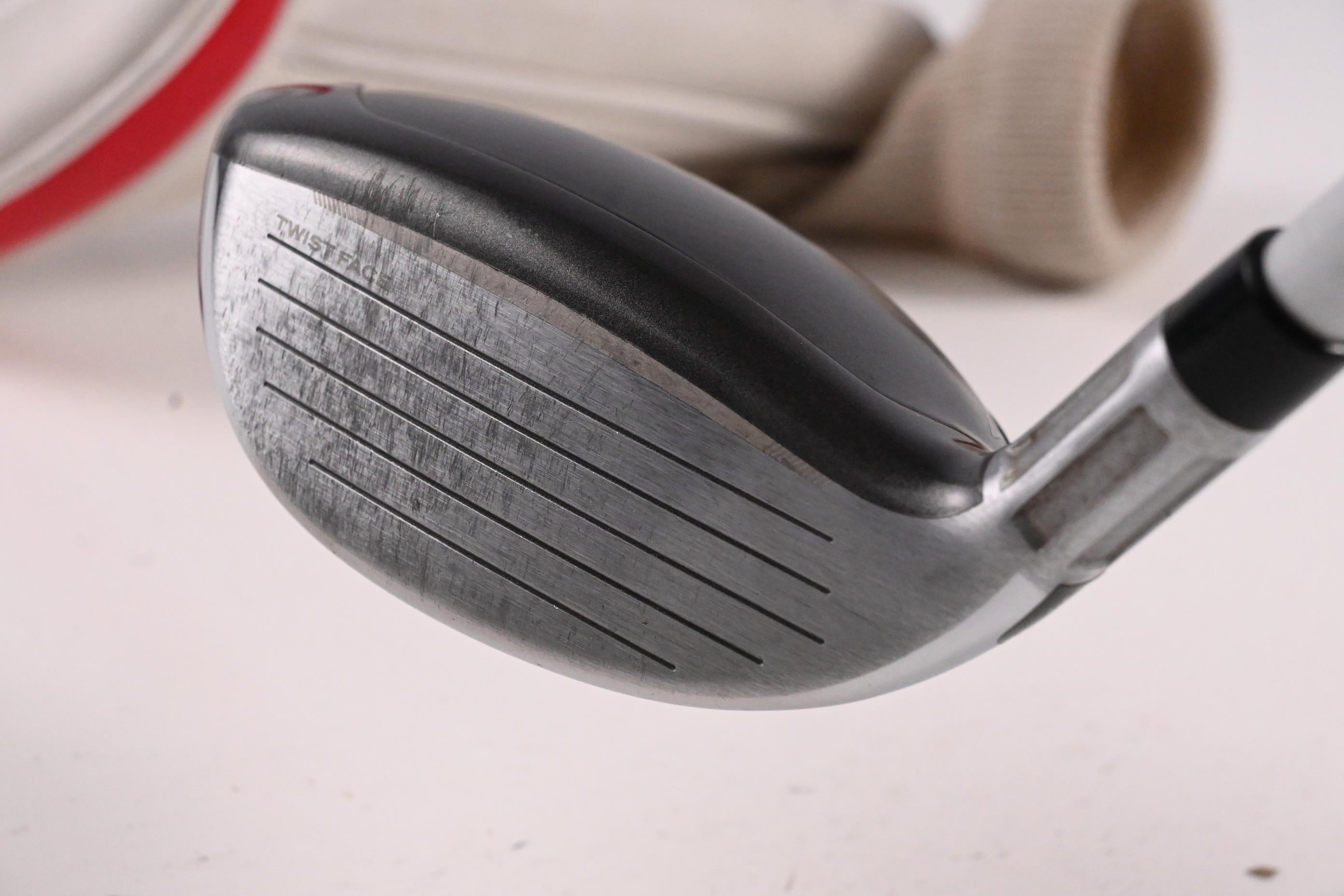 Ladies Taylormade Stealth #5 Hybrid / 26 Degree / Ladies Flex Aldila Ascent 45