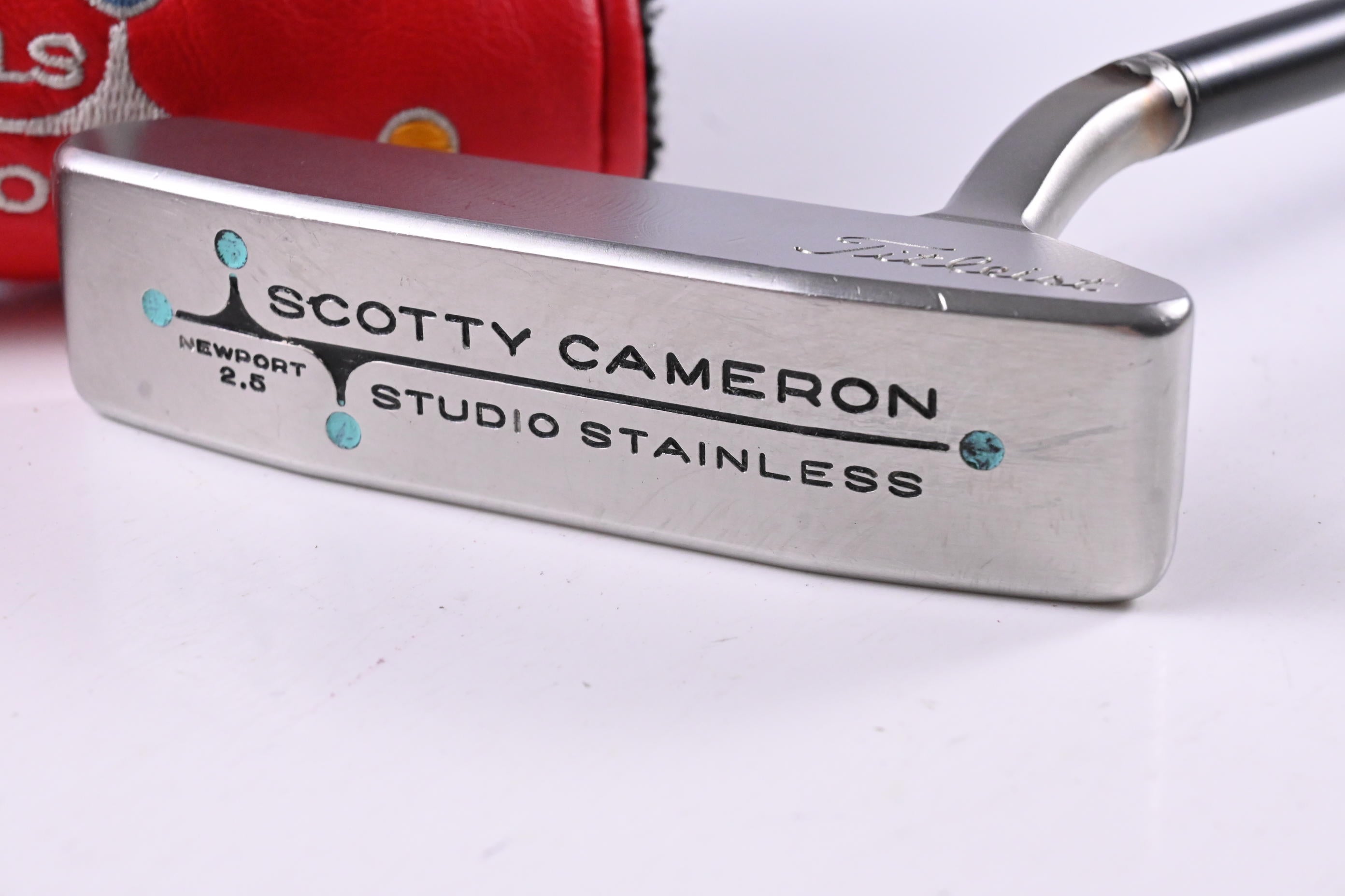 Scotty Cameron Studio Stainless Newport 2.5 Putter / 32.5 Inch / Refurbished