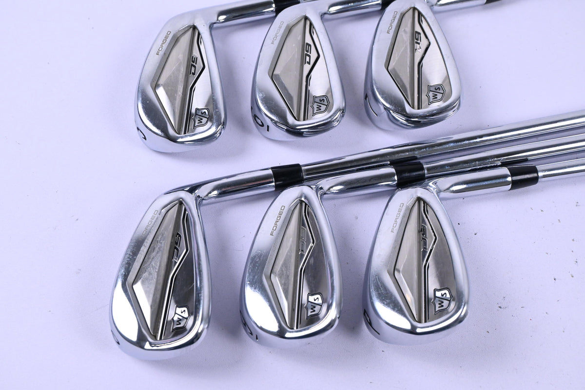 Wilson D9 Forged Irons / 5-PW / Stiff Flex Dynamic Gold 105 Shafts